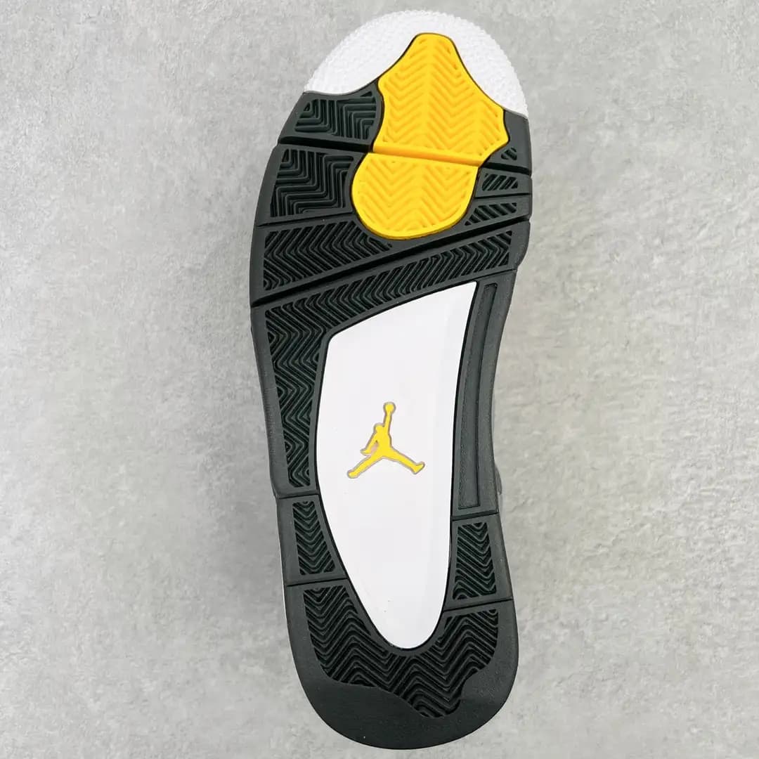 Air Jordan 4 - Image 8