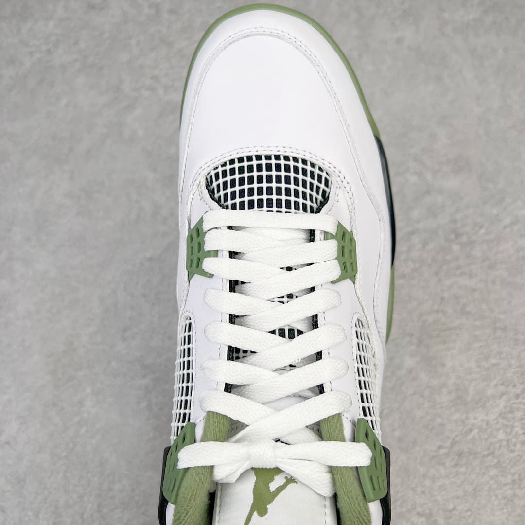 Air Jordan 4 - Image 5