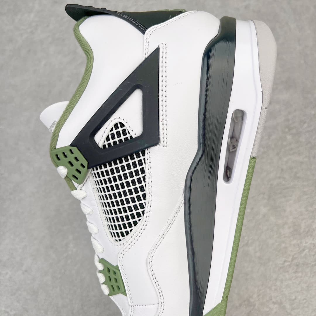 Air Jordan 4 - Image 8