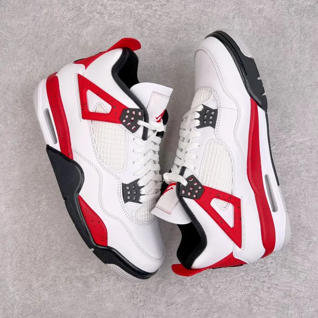 Air Jordan 4 - Image 3