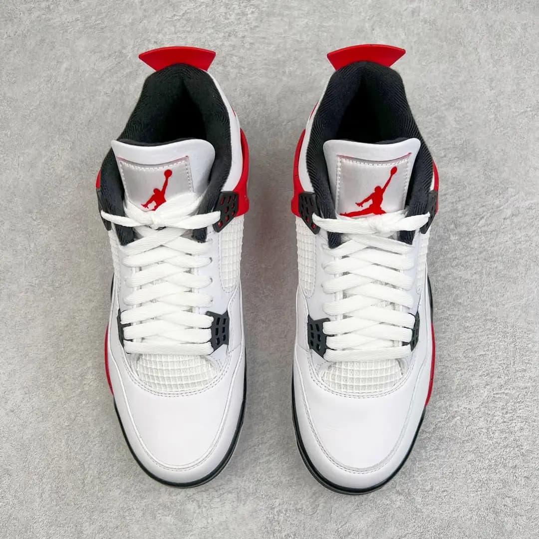 Air Jordan 4 - Image 4