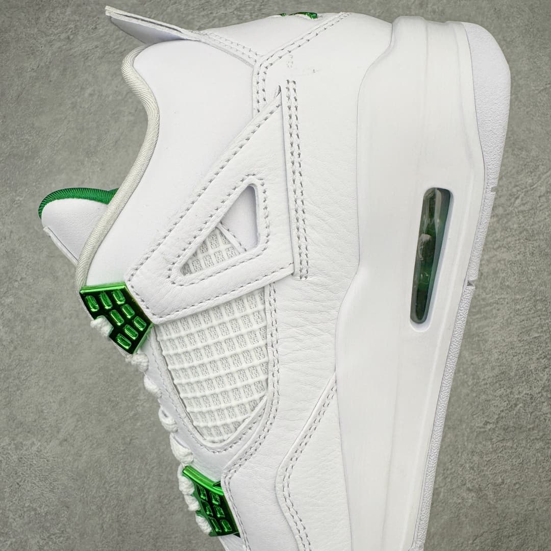Air Jordan 4 - Image 3