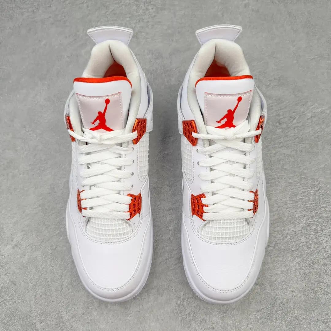 Air Jordan 4 - Image 2