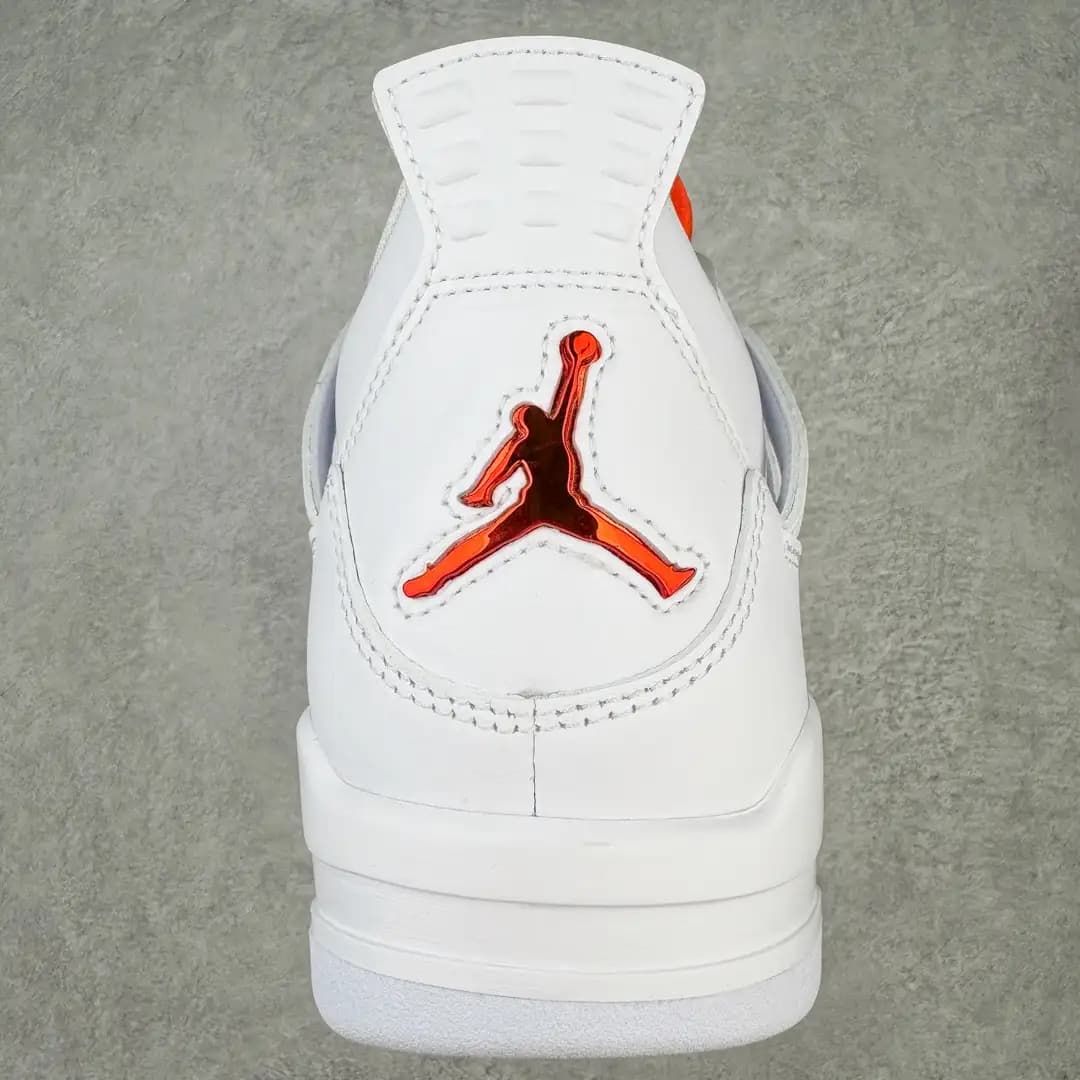 Air Jordan 4 - Image 3