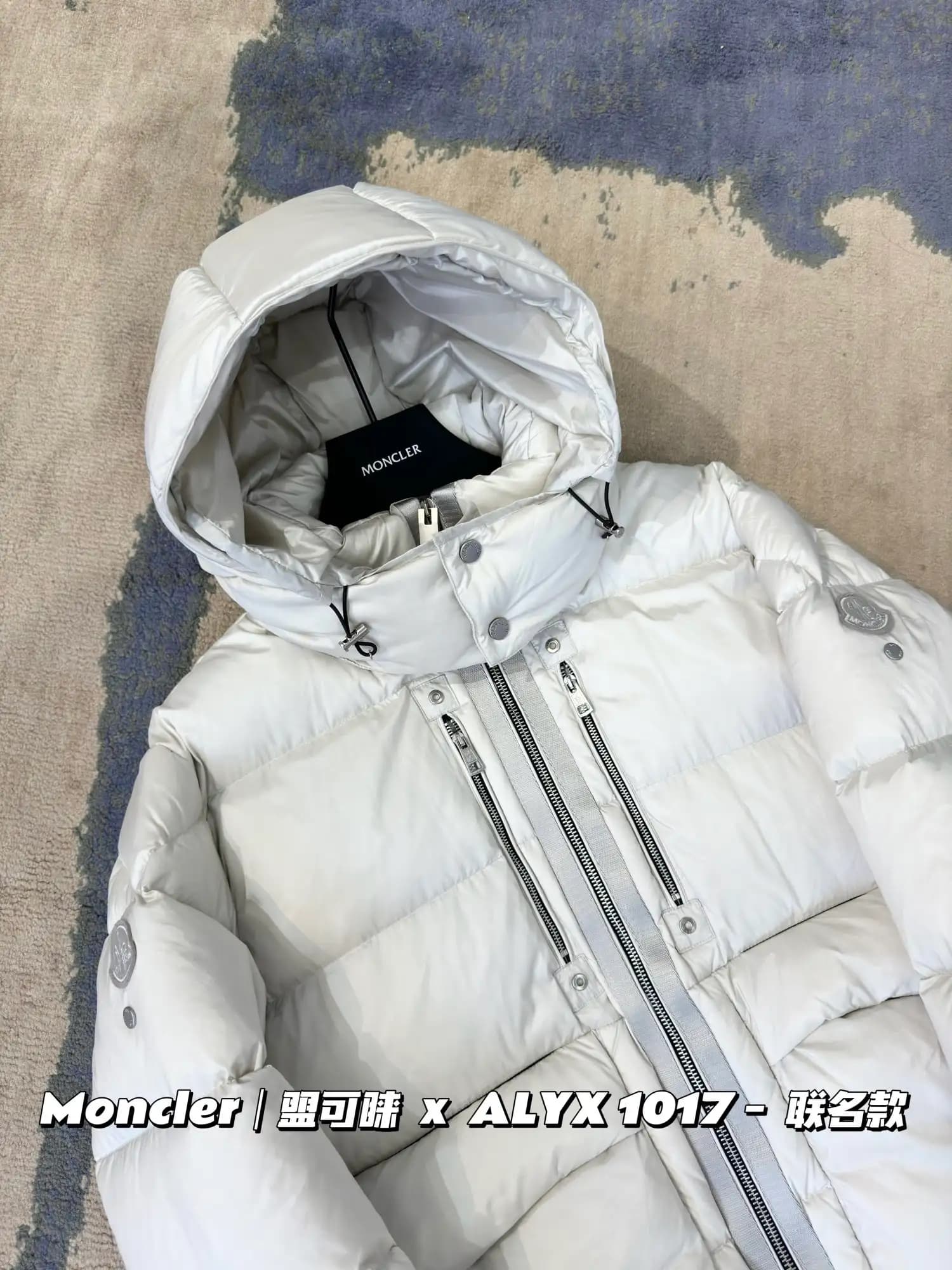 Moncler Down Jacket - Image 3