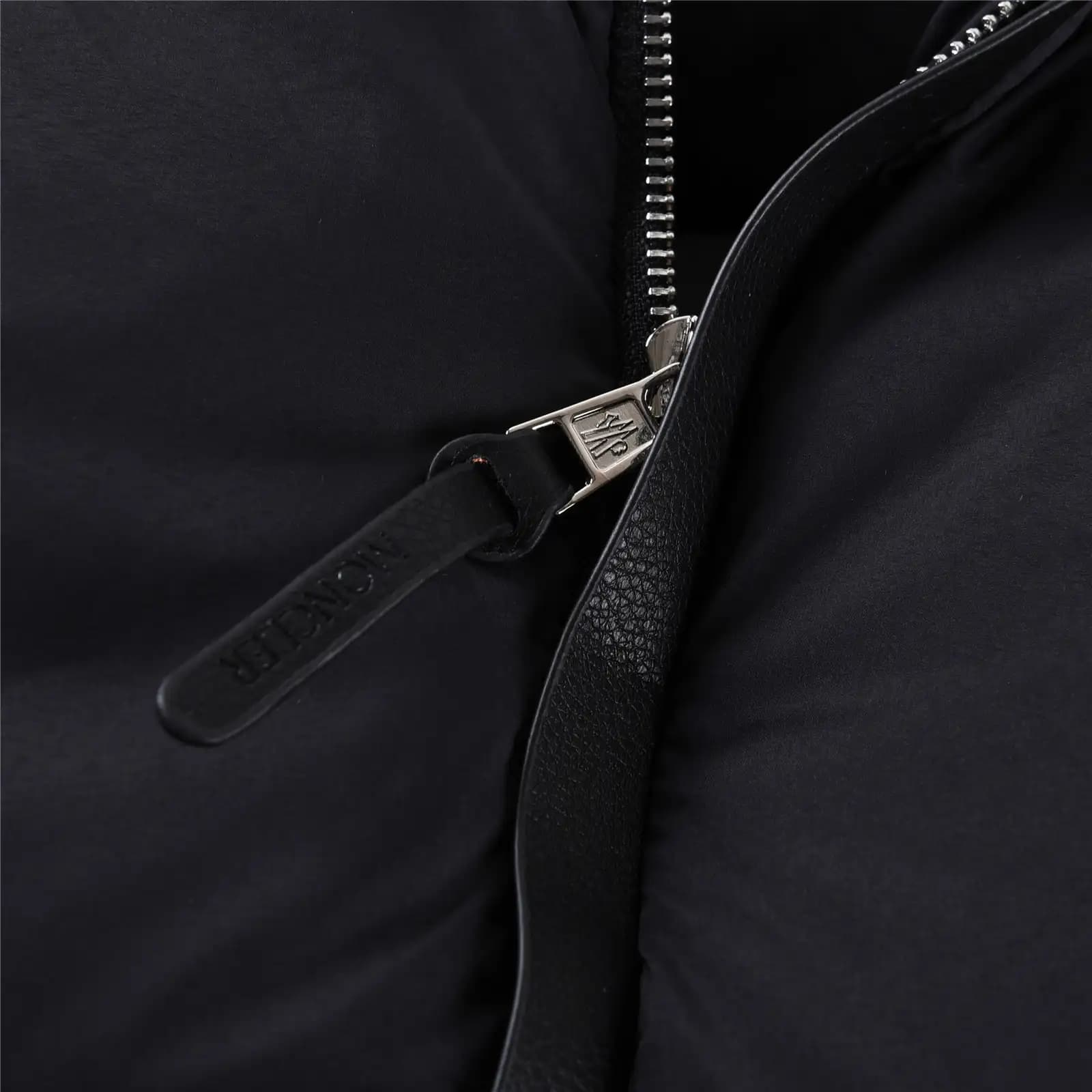 Moncler Down Jacket - Image 10