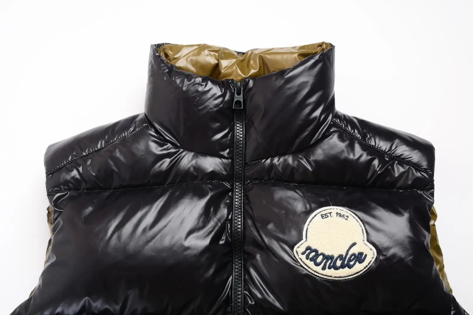 Moncler Down Jacket - Image 9
