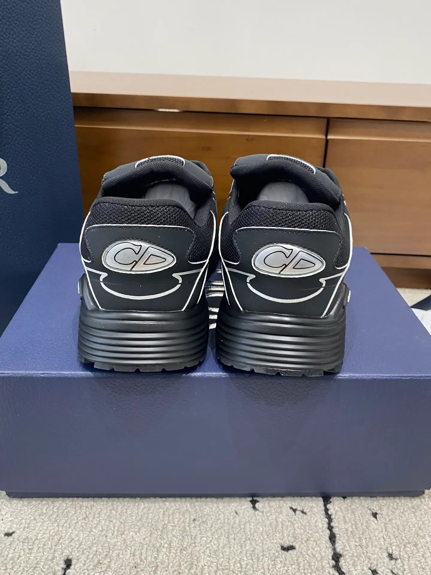 Dior B30 - Image 2
