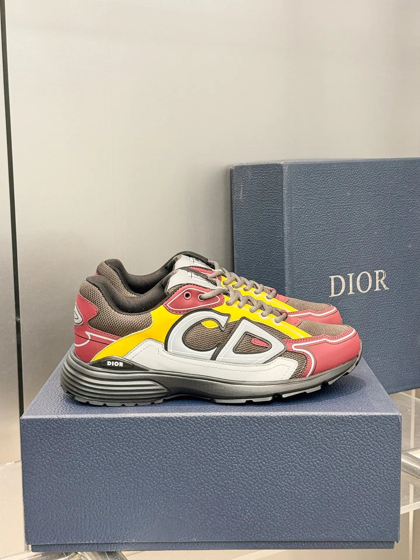 Dior B30