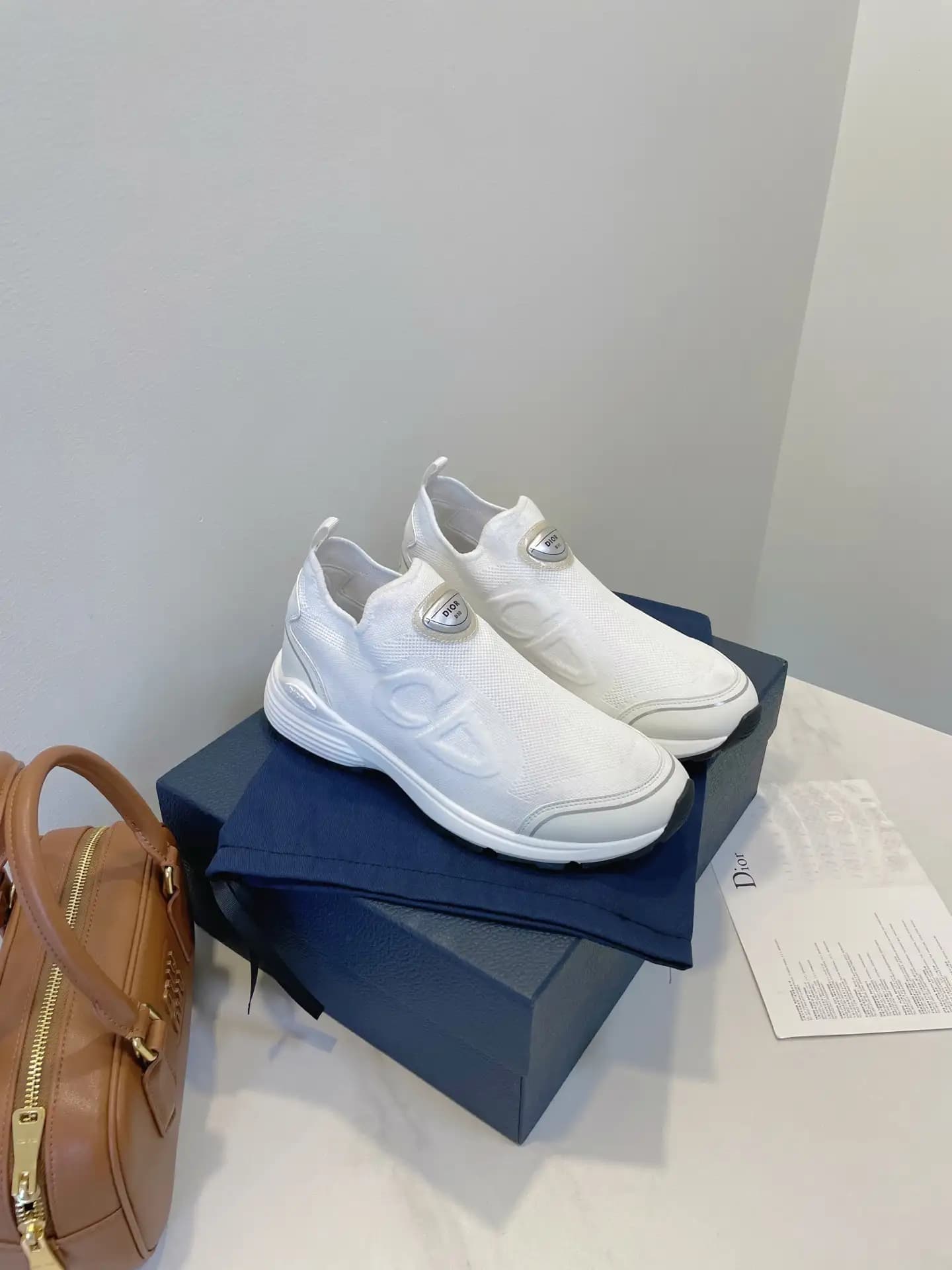 Dior B30