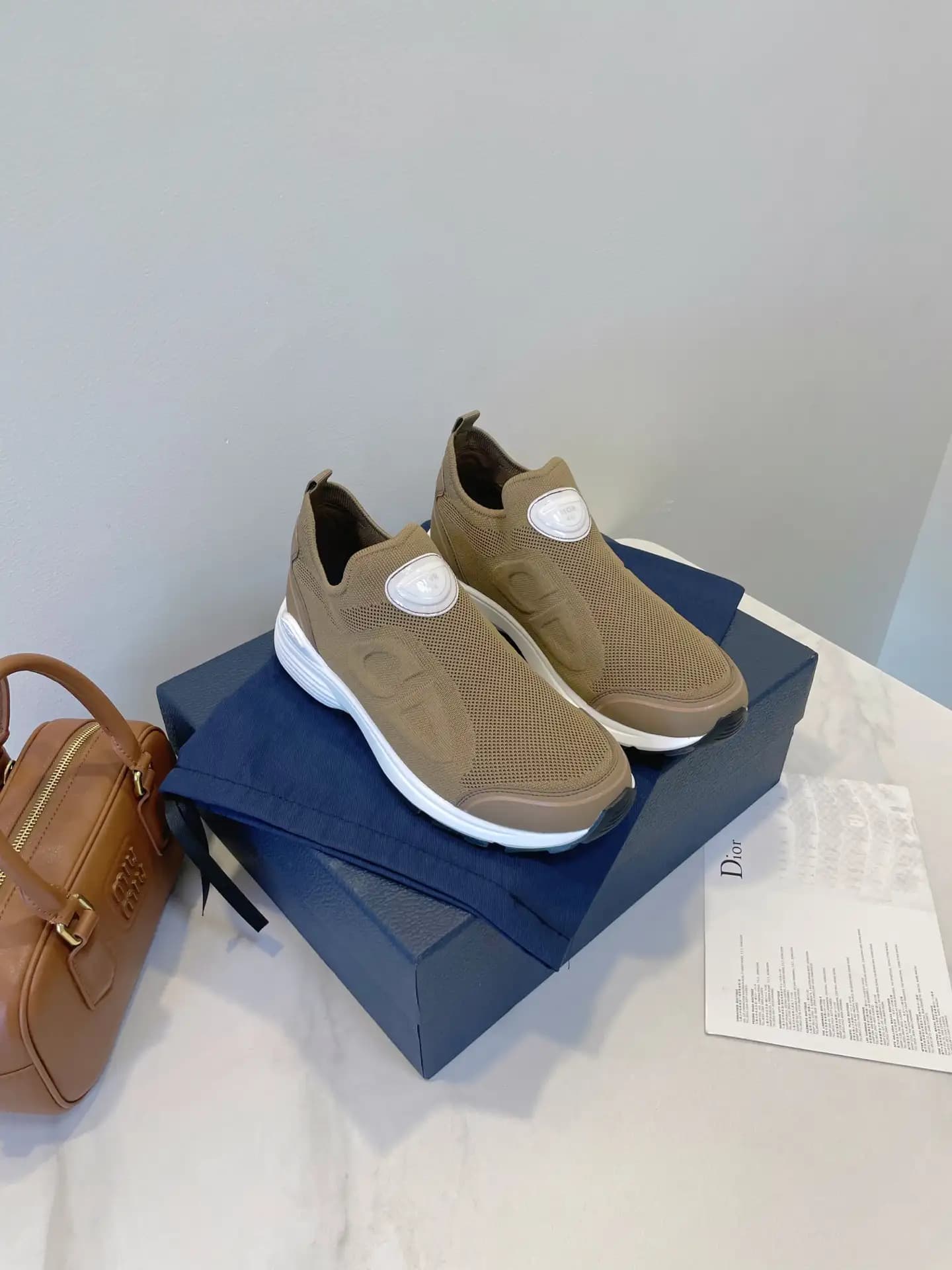 Dior B30
