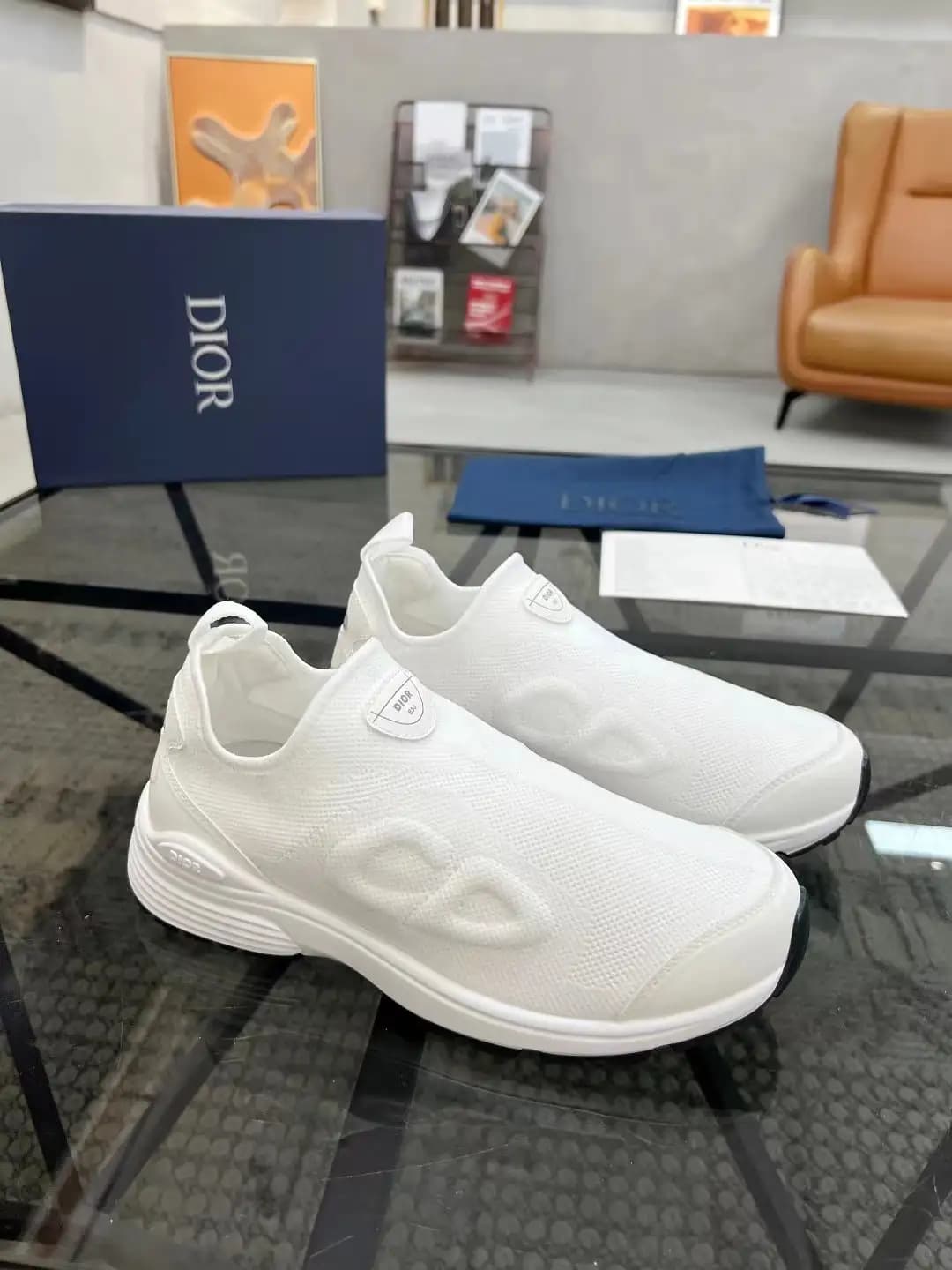 Dior B30