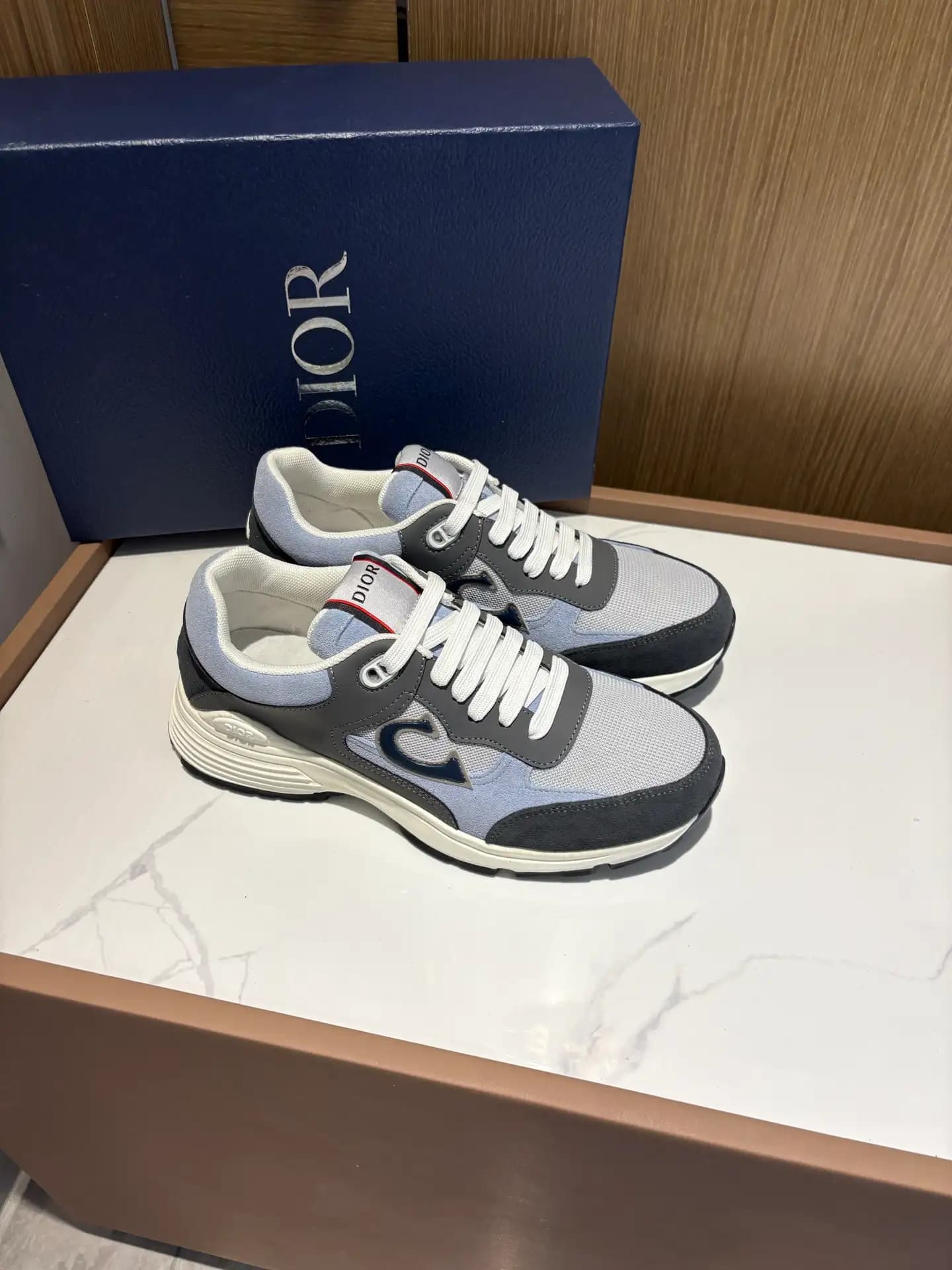Dior B30
