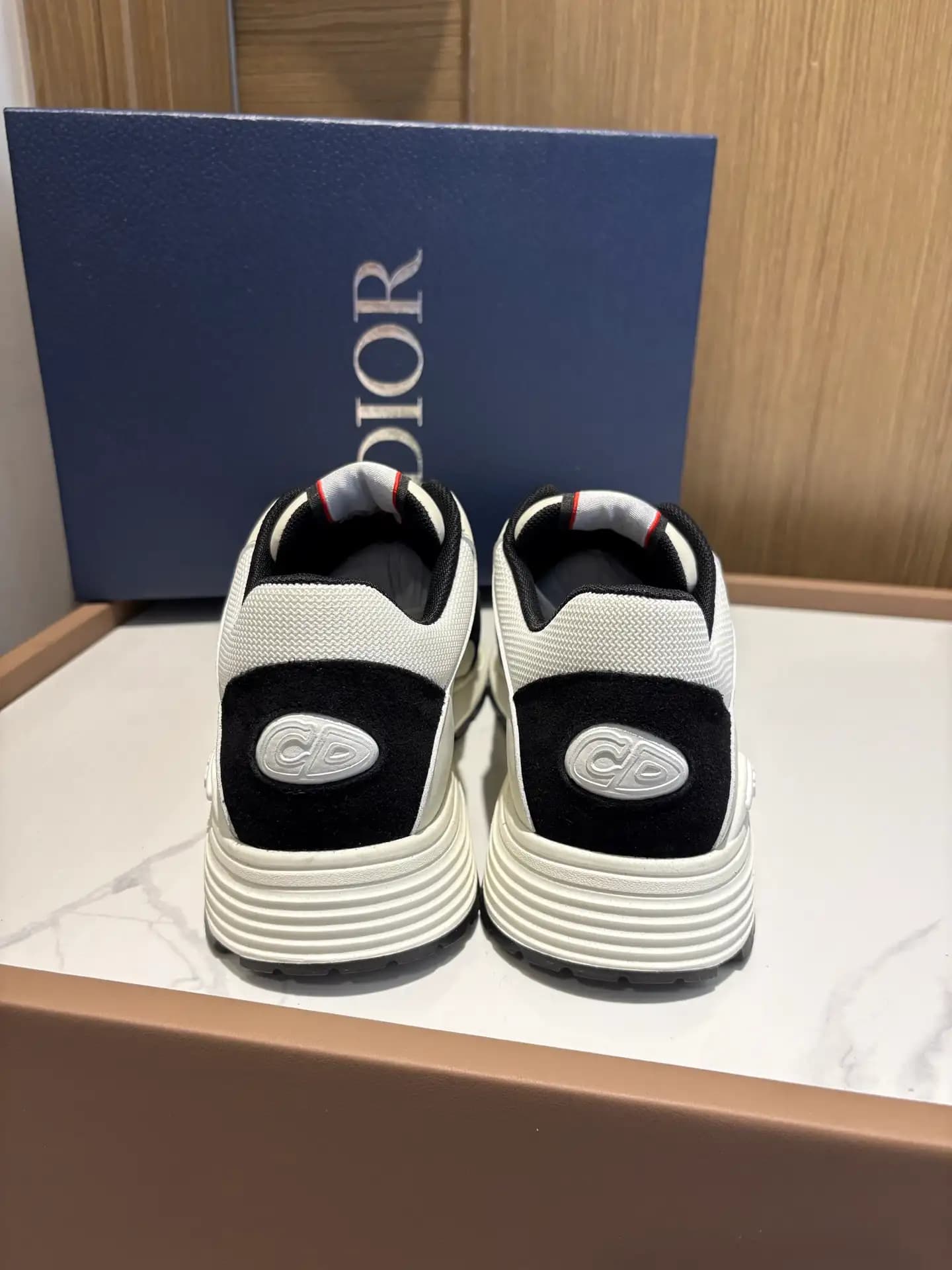 Dior B30 - Image 8