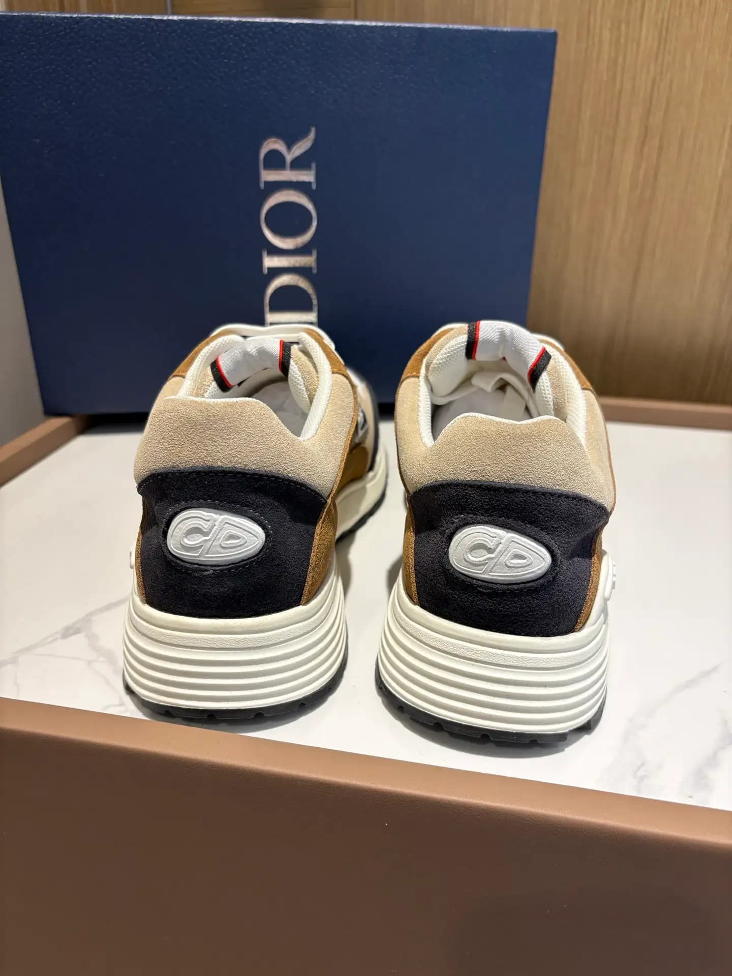 Dior B30 - Image 9