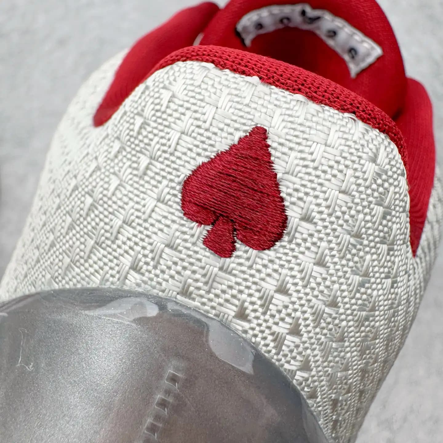 Kobe 5 Basketball Shoes - Image 8
