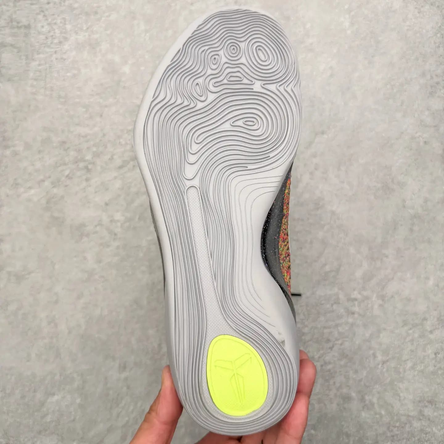 Kobe 9 Basketball Shoes - Image 11