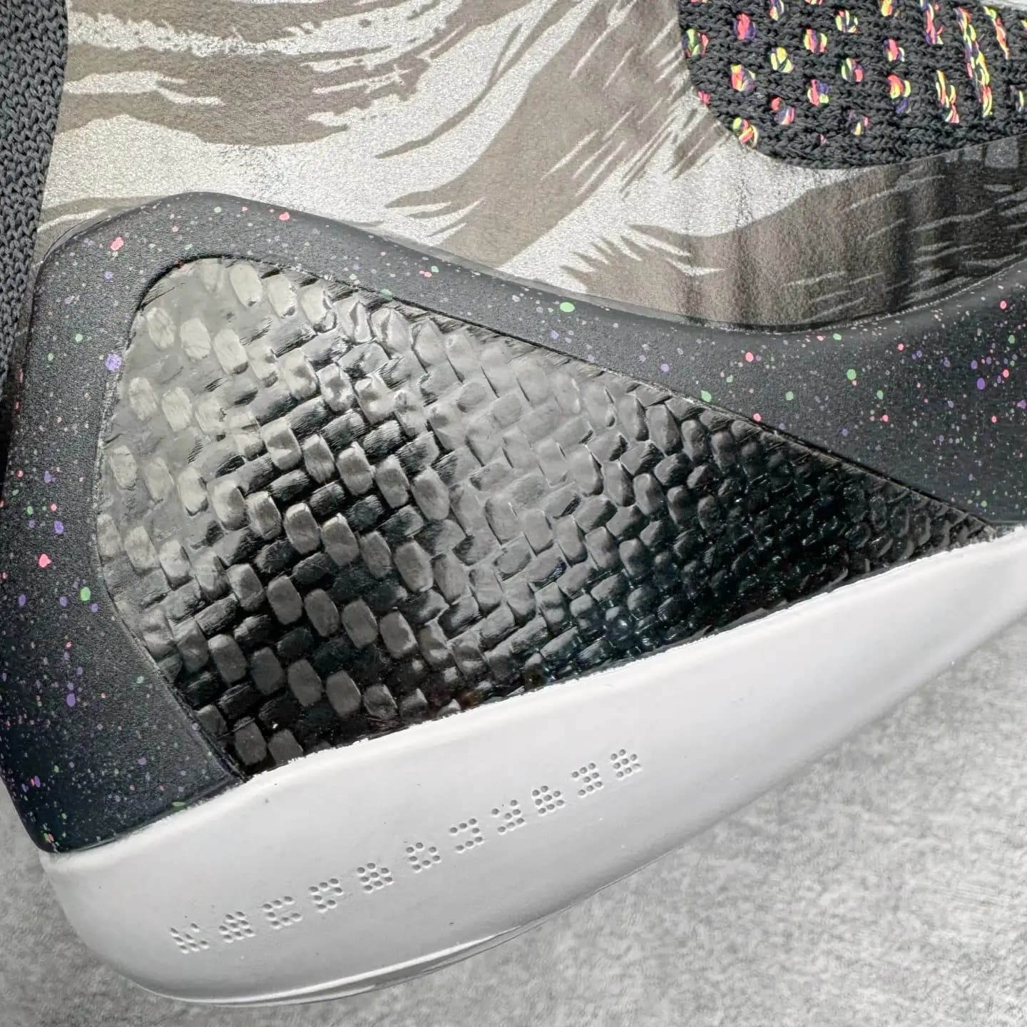 Kobe 9 Basketball Shoes - Image 9