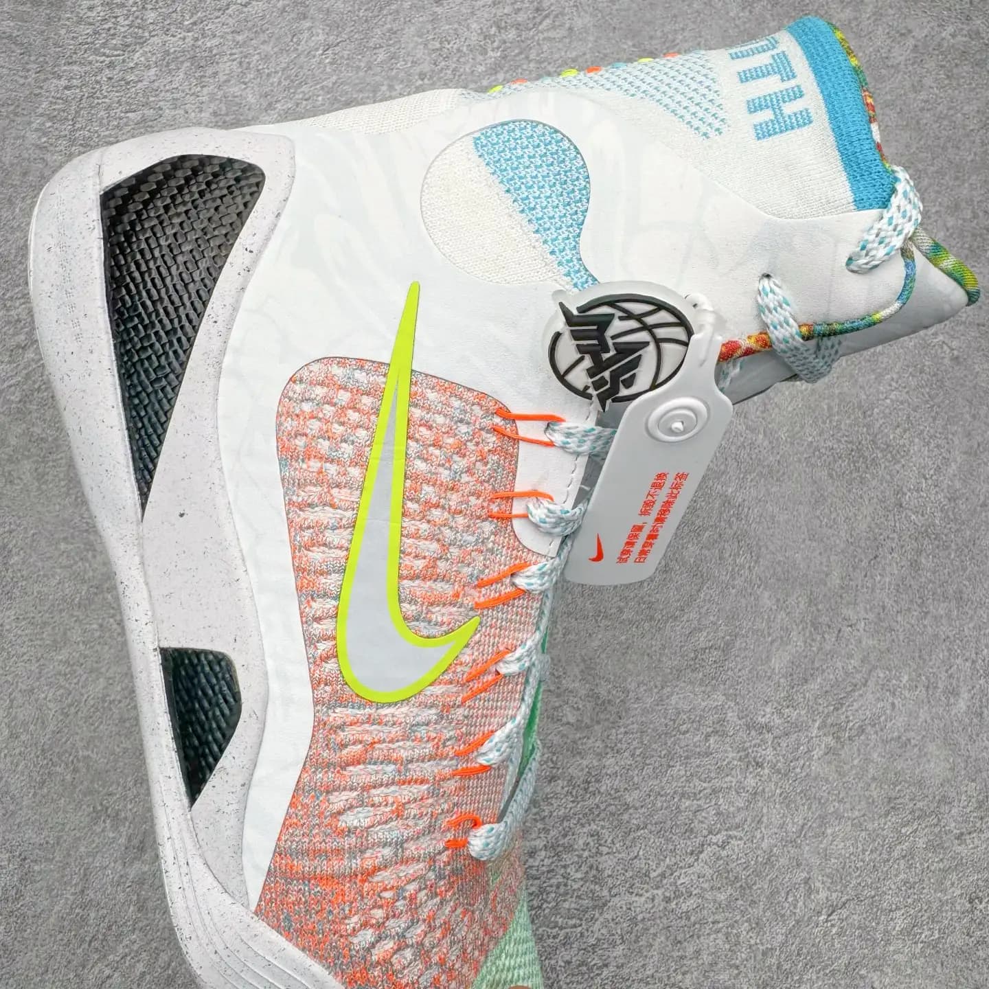 Kobe 9 Basketball Shoes - Image 3