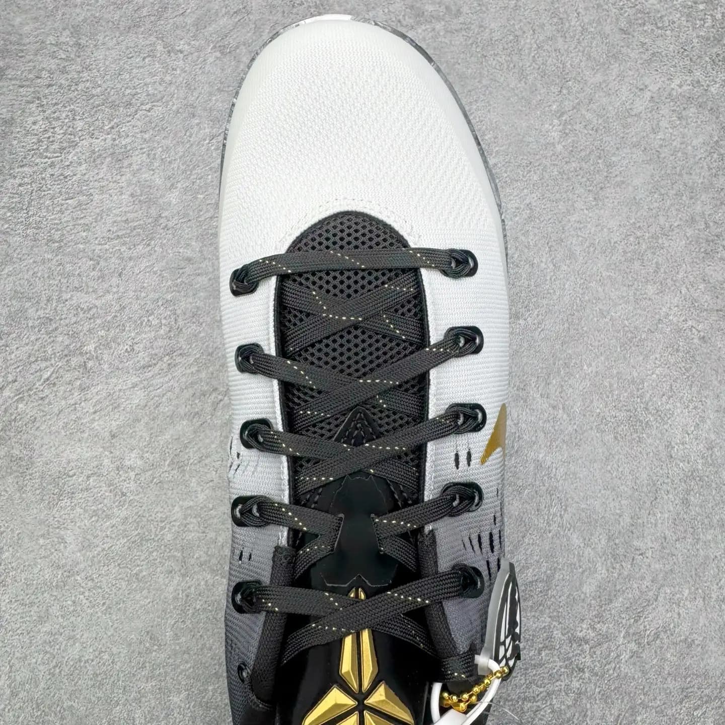 Kobe 9 Basketball Shoes - Image 4