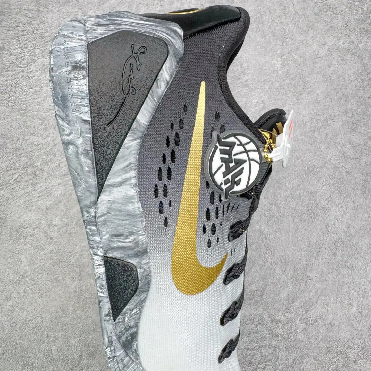 Kobe 9 Basketball Shoes - Image 5