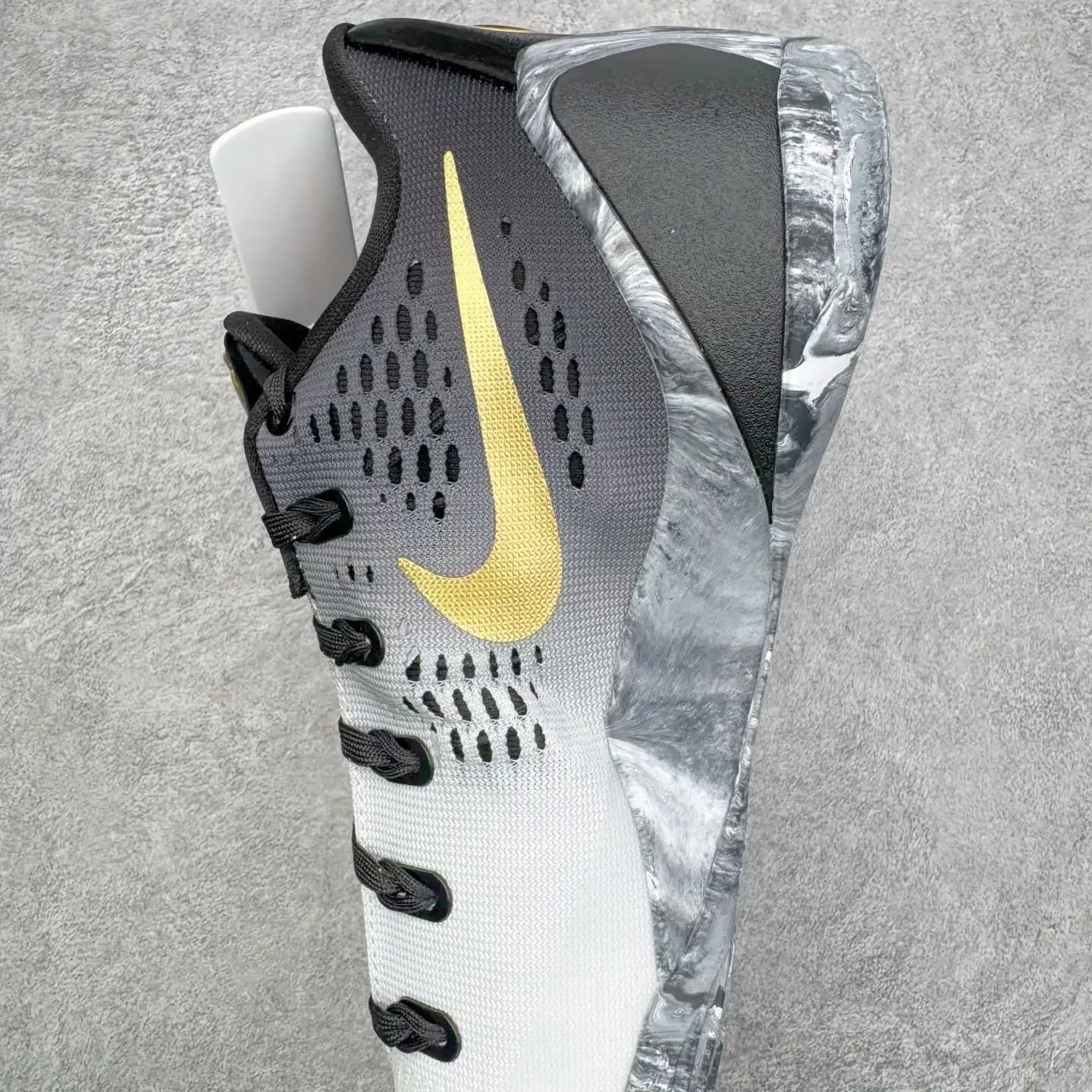 Kobe 9 Basketball Shoes - Image 6