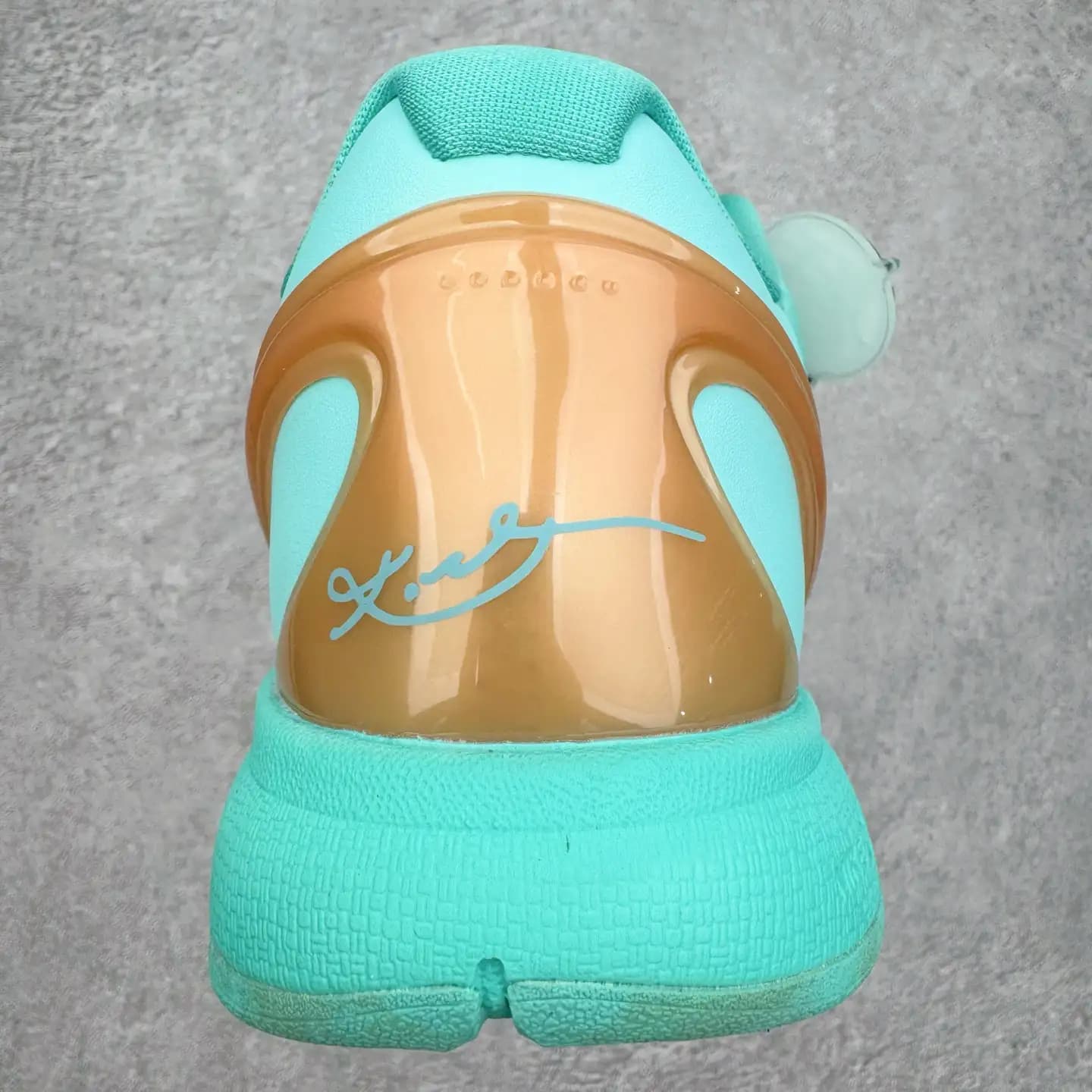 Kobe 6 Basketball Shoes - Image 8