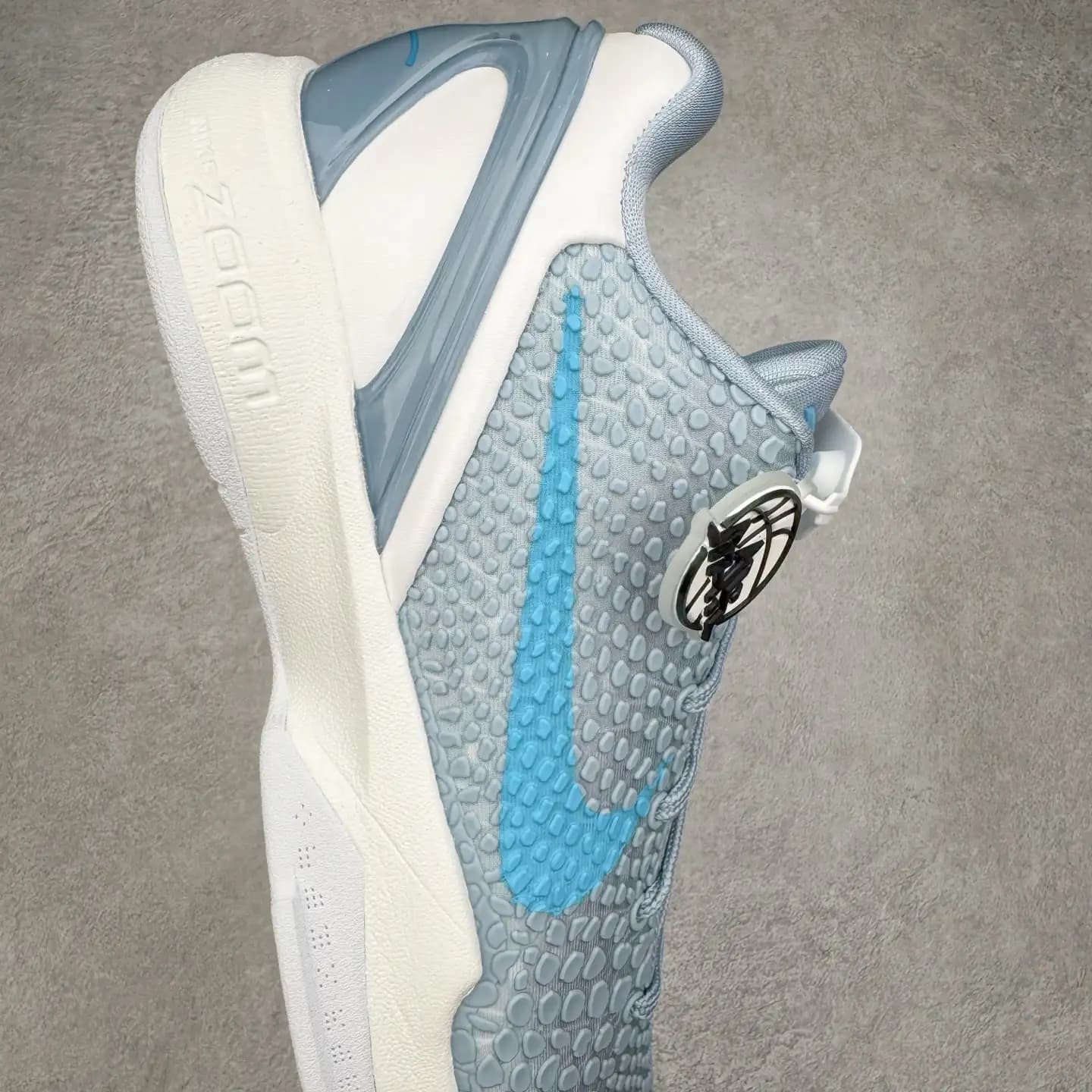 Kobe 6 Basketball Shoes - Image 6