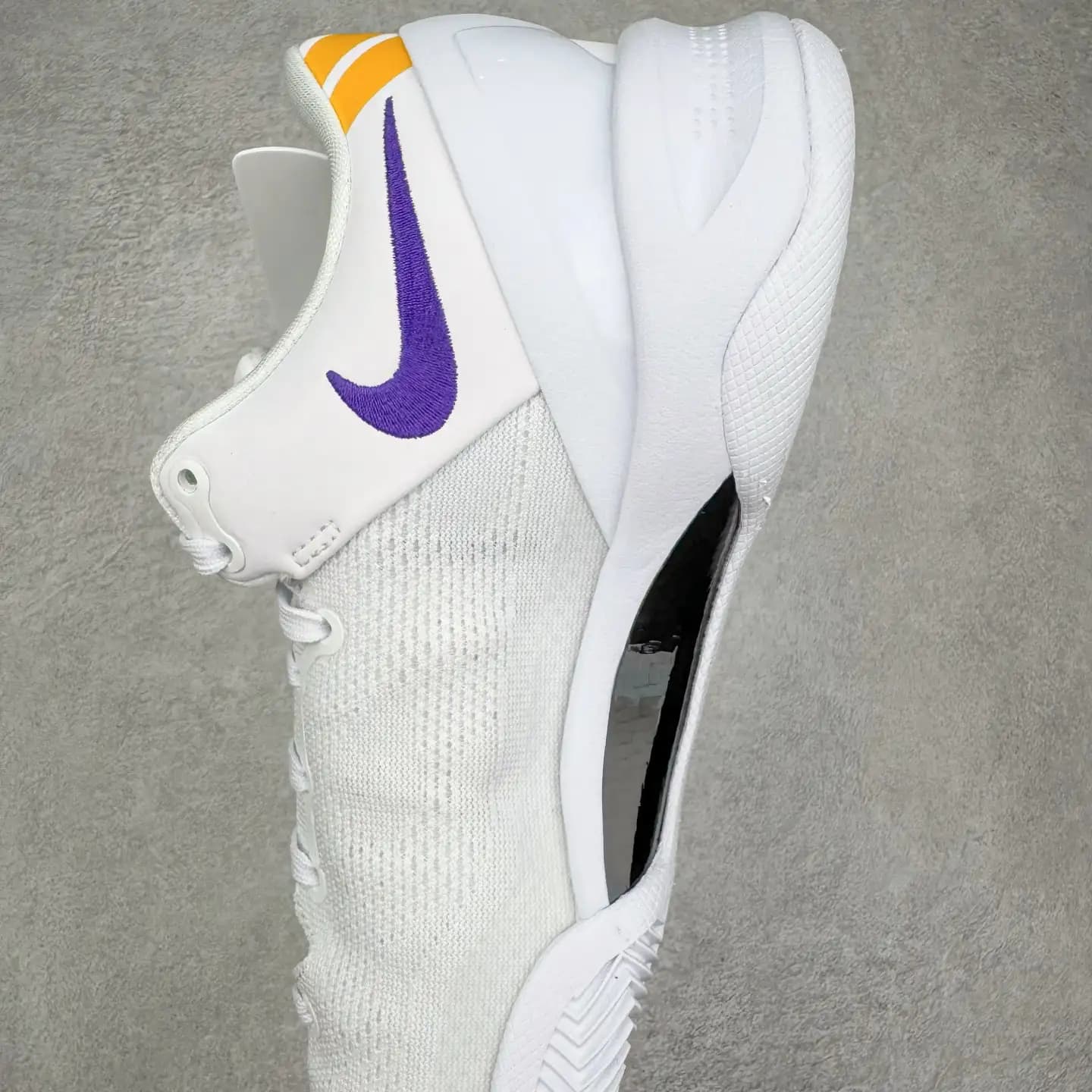 Kobe 8 Basketball Shoes - Image 3