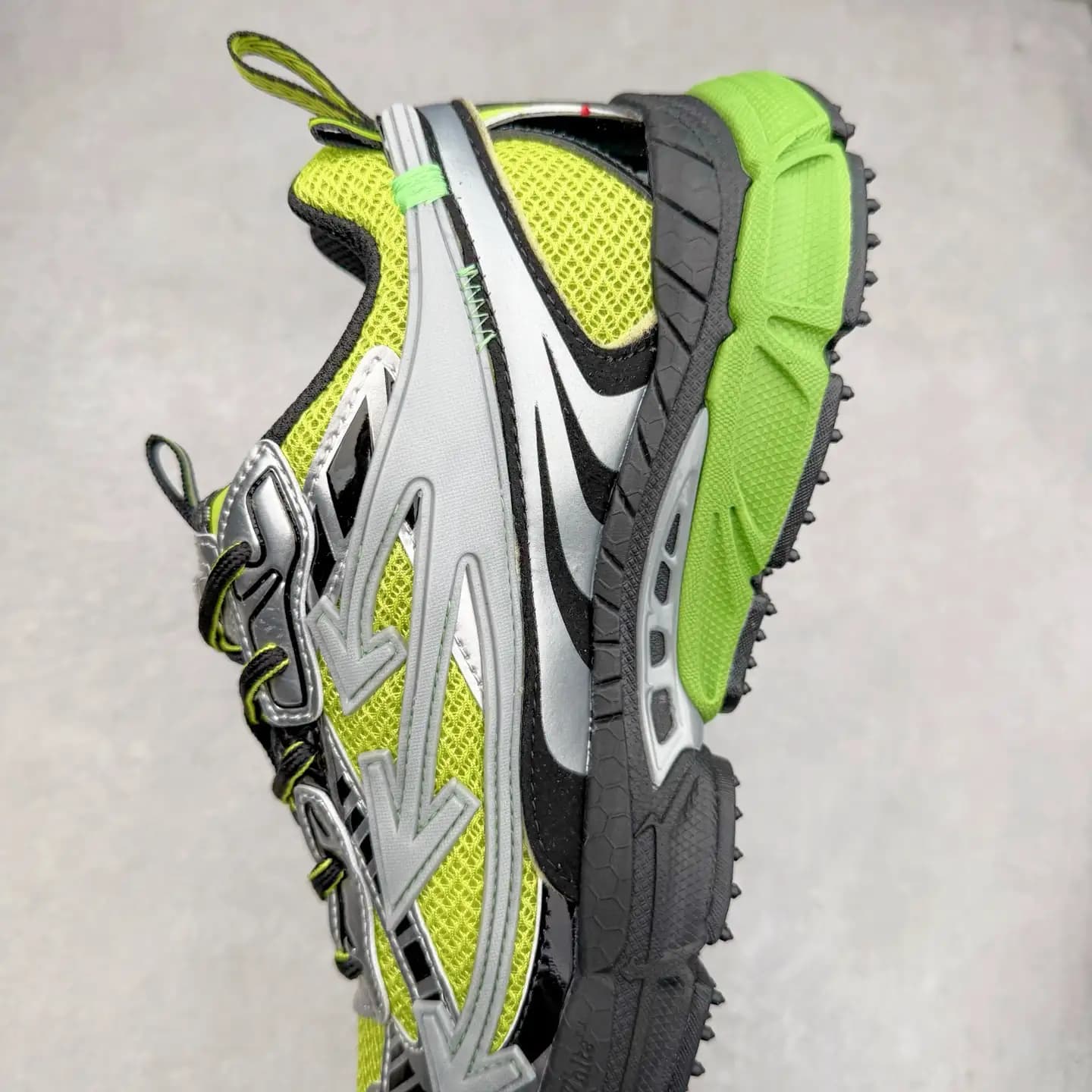 Off-White Running Shoes - Image 9