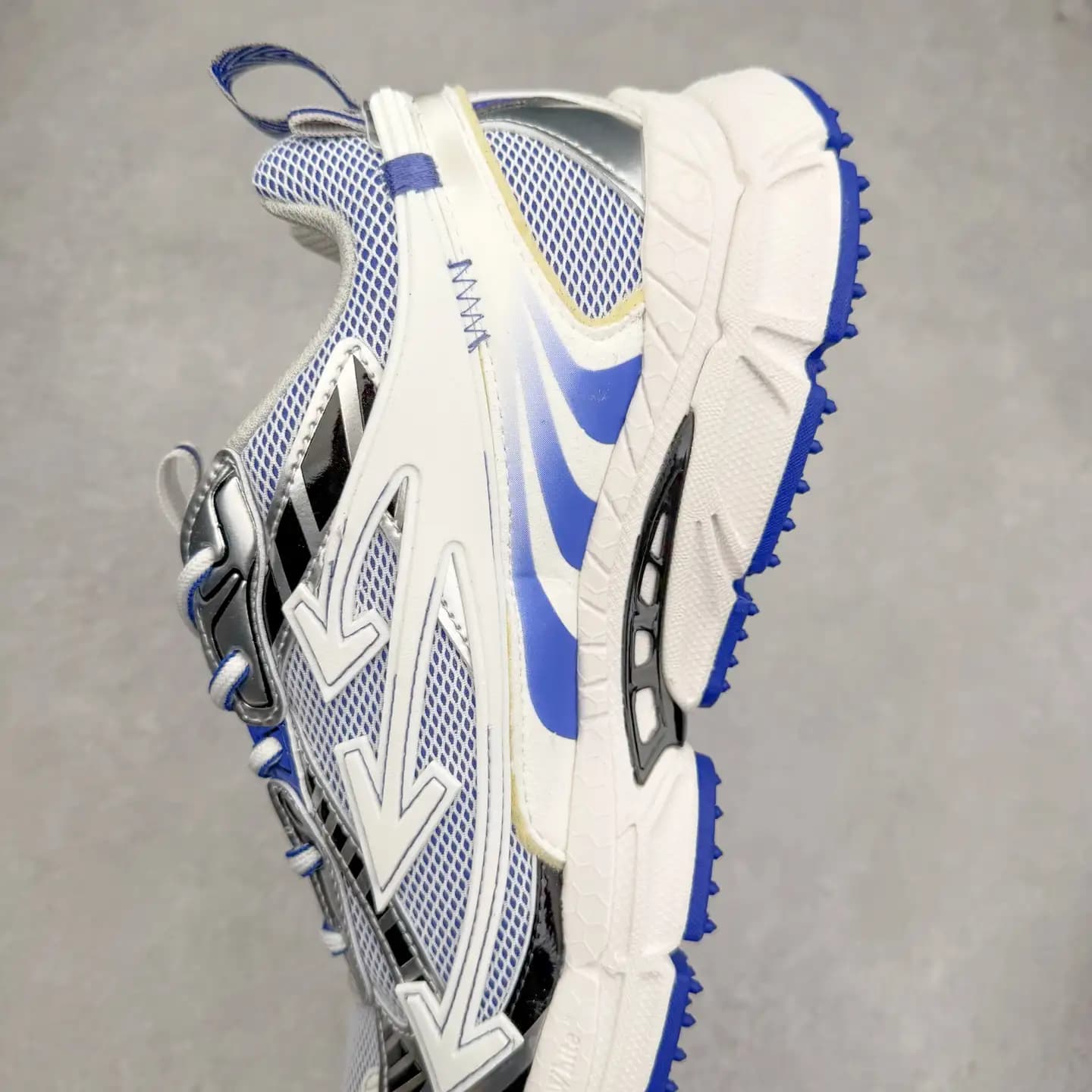 Off-White Running Shoes - Image 4