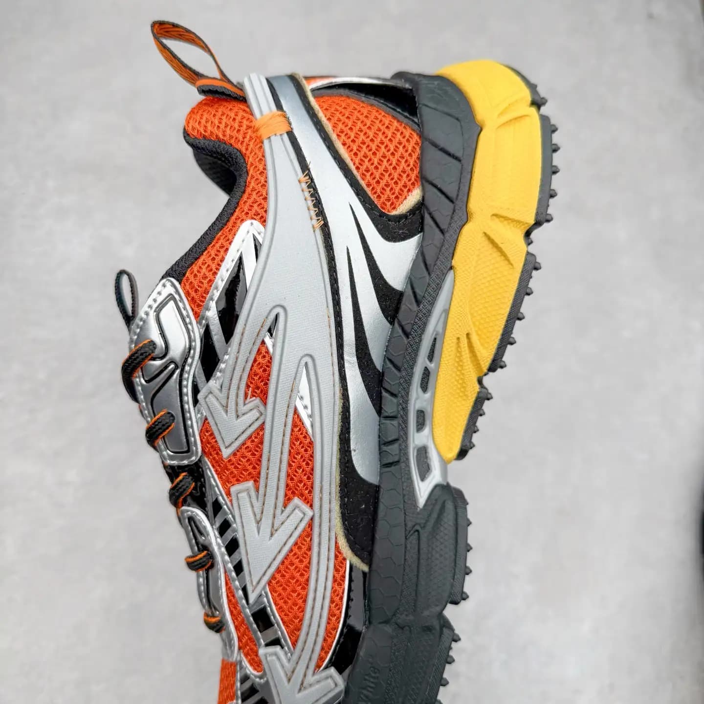 Off-White Running Shoes - Image 4