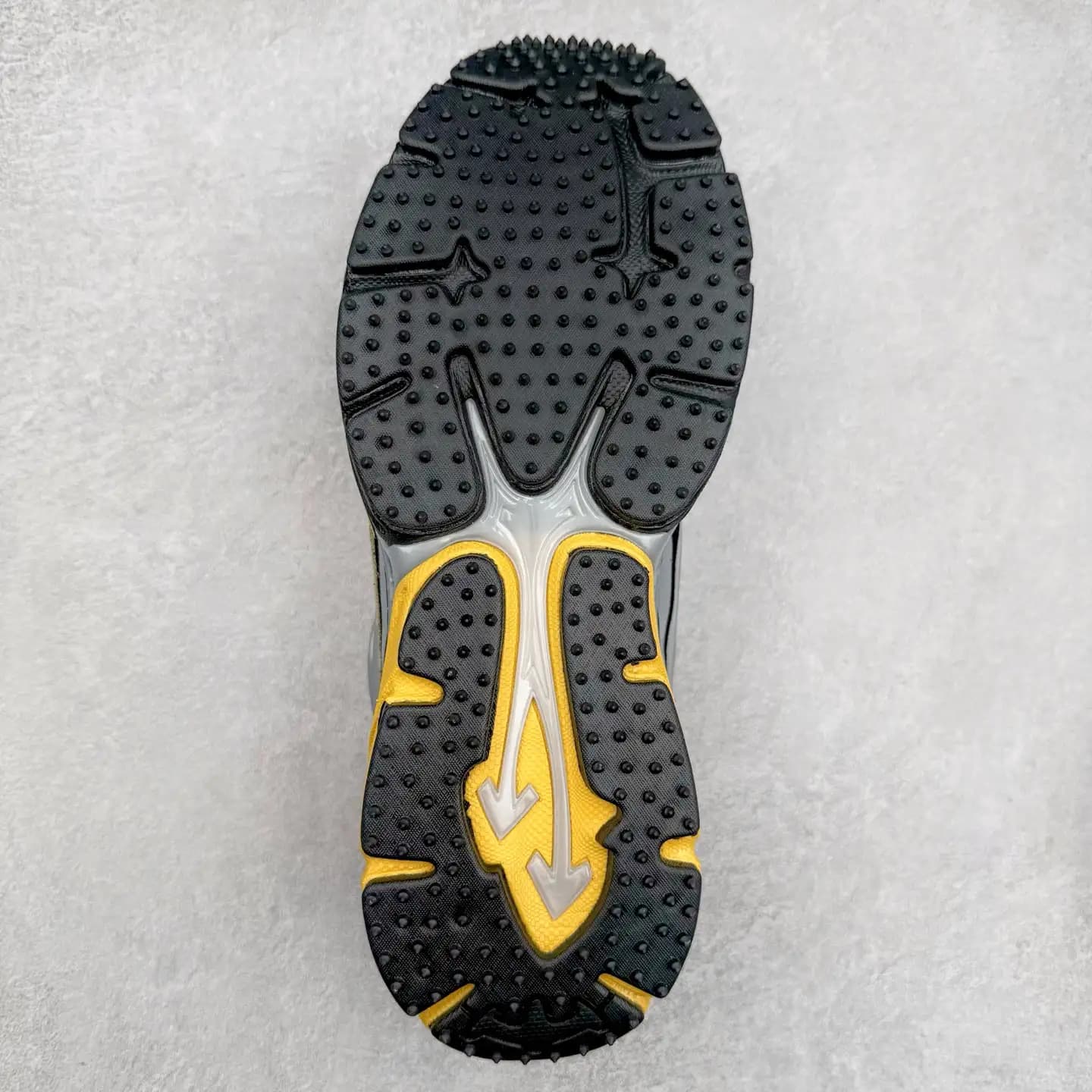 Off-White Running Shoes - Image 9