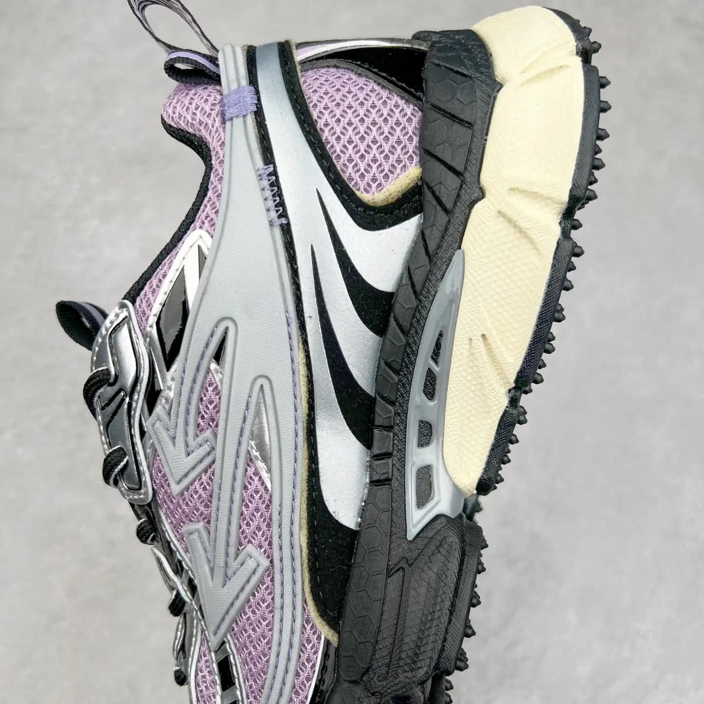 Off-White Running Shoes - Image 6