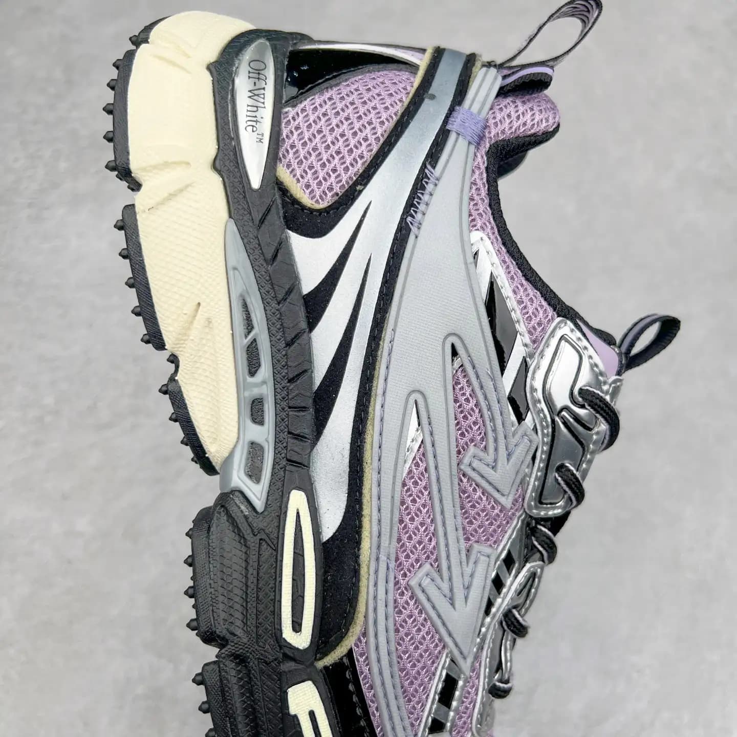 Off-White Running Shoes - Image 9
