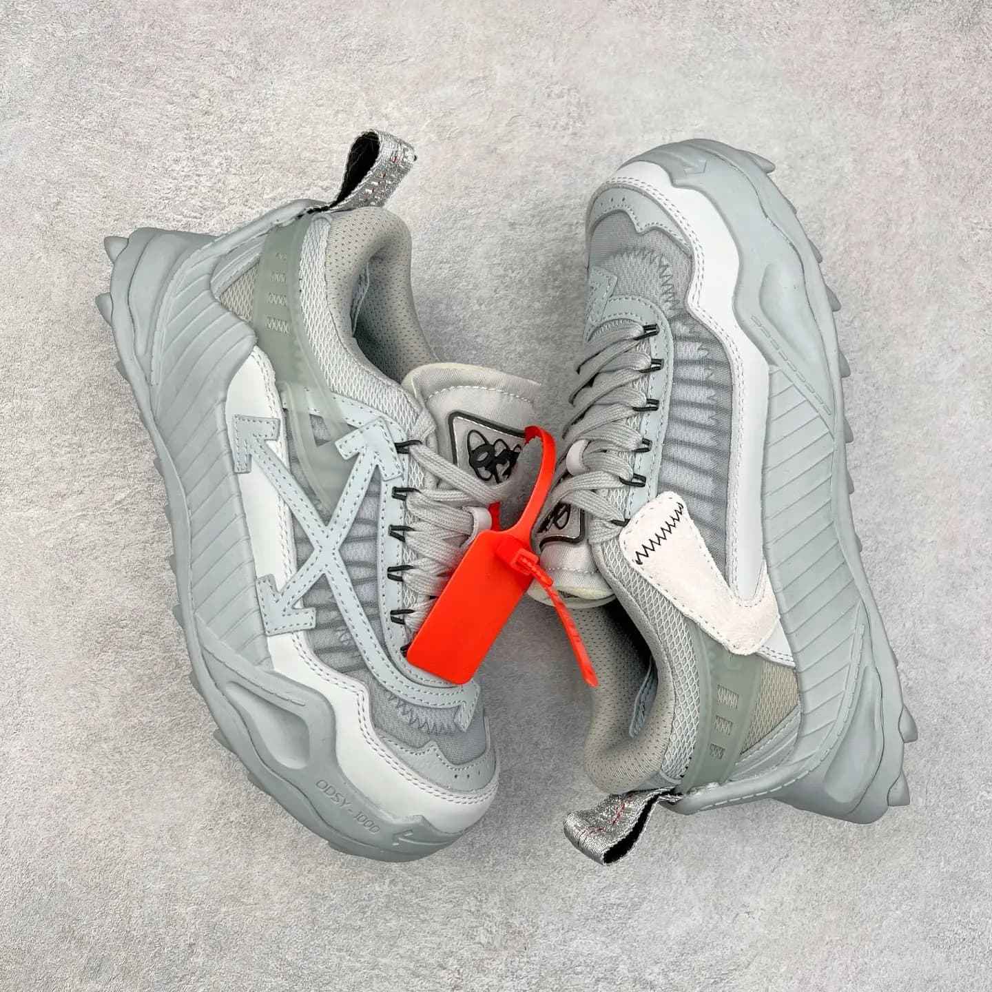 Off-White ODSY Sneakers - Image 6