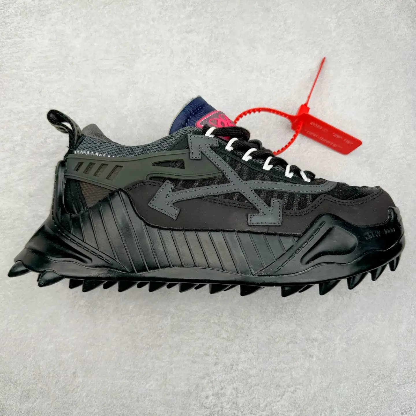 Off-White ODSY Sneakers