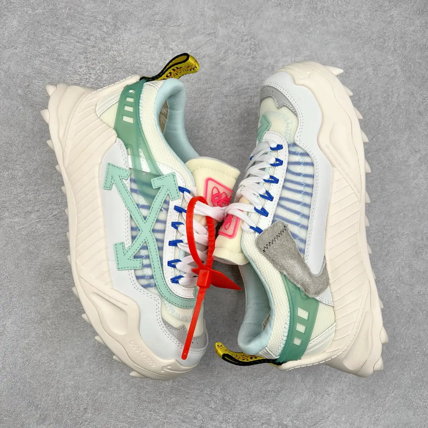 Off-White ODSY Sneakers - Image 4