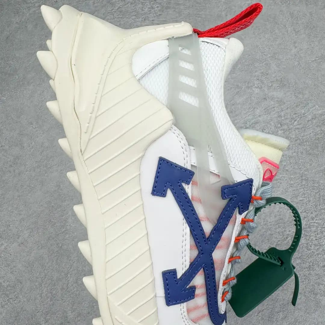 Off-White ODSY Sneakers - Image 4