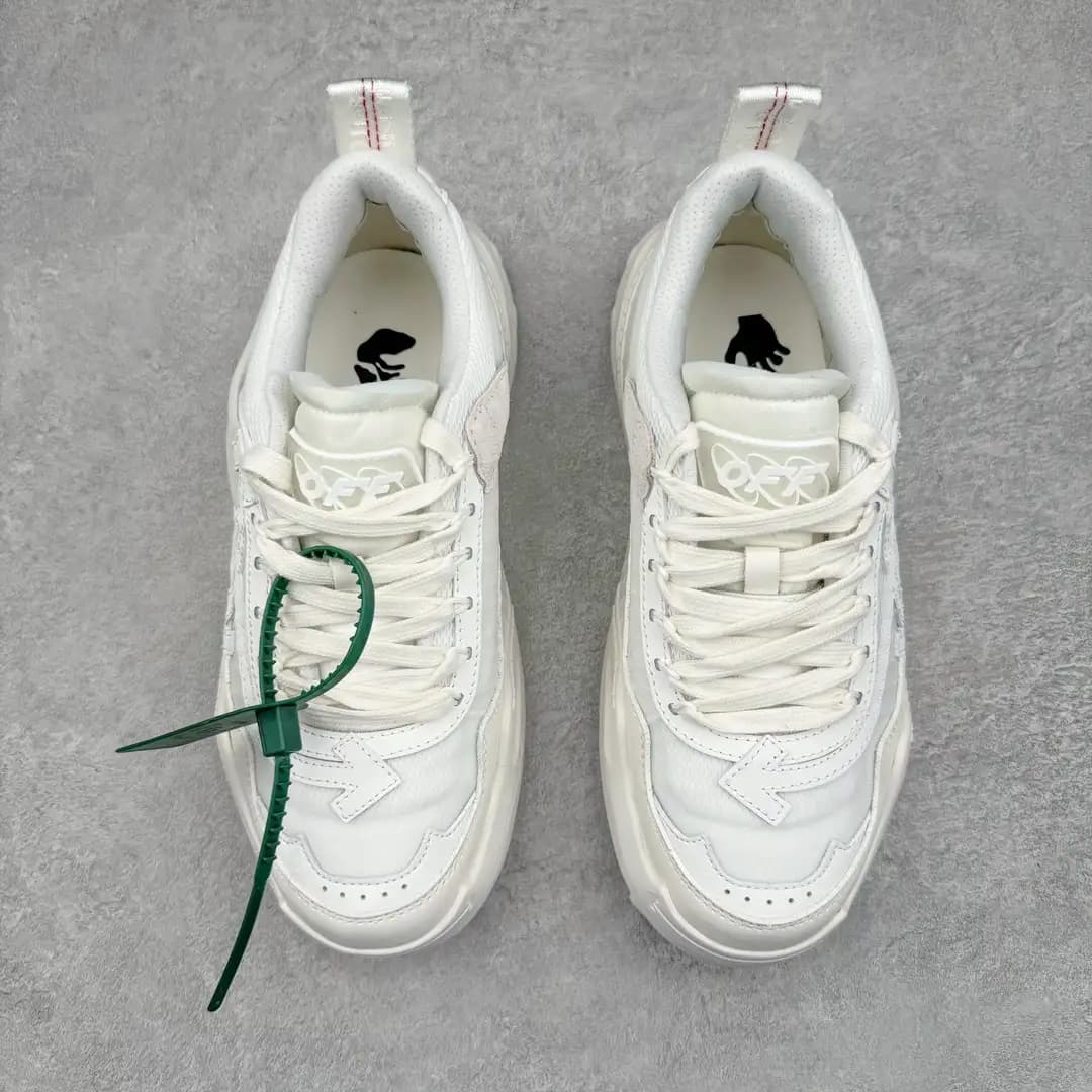 Off-White ODSY Sneakers - Image 4