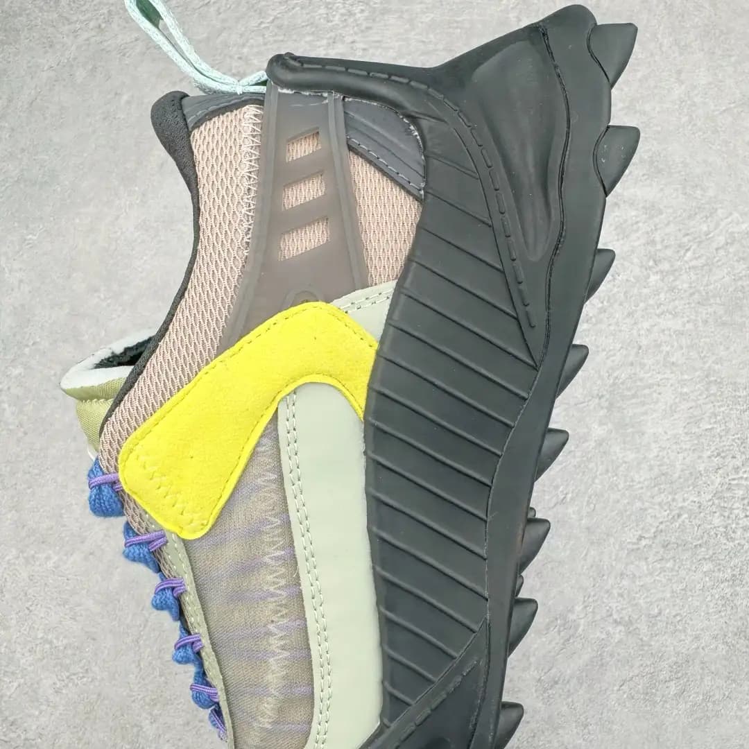 Off-White ODSY Sneakers - Image 4