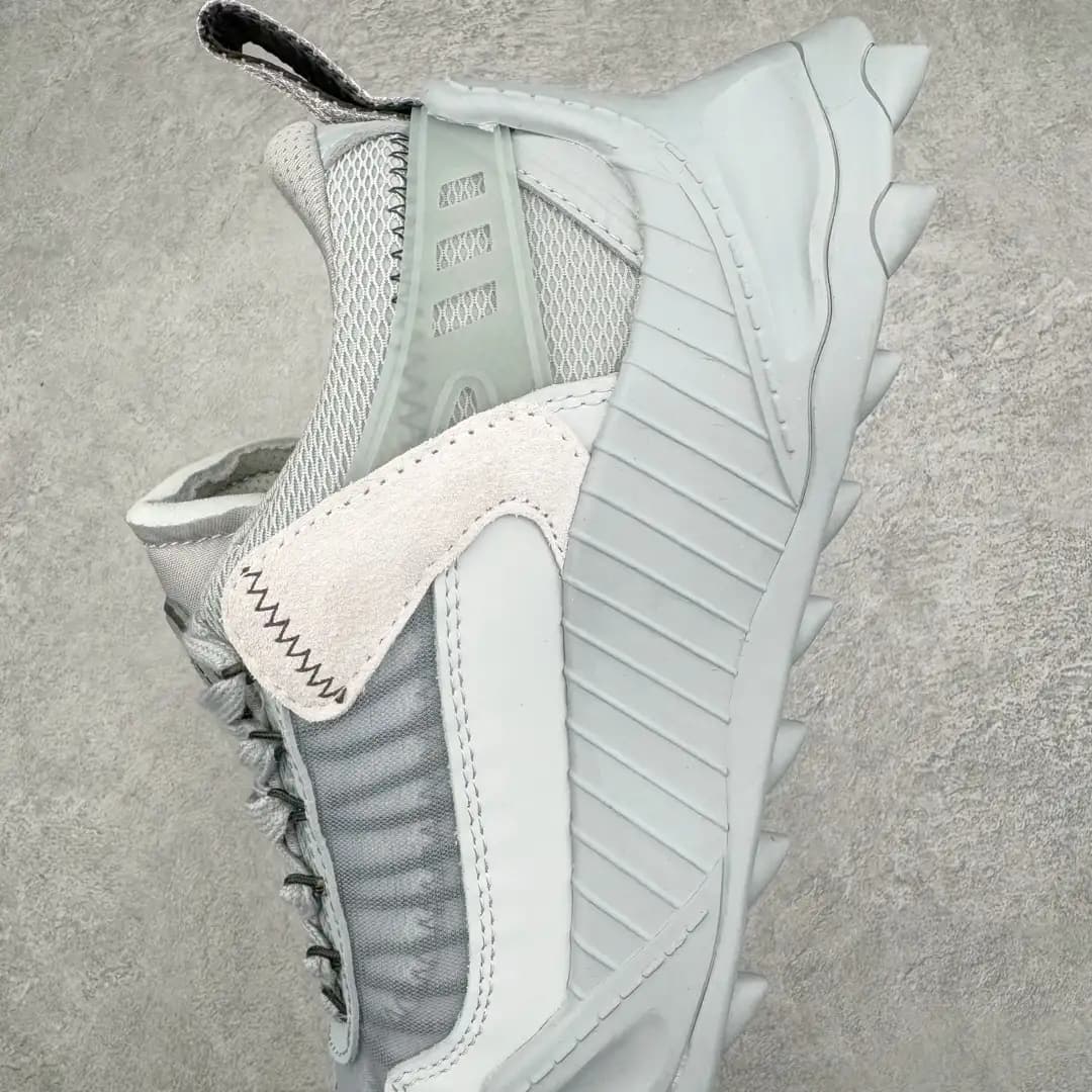 Off-White ODSY Sneakers - Image 6