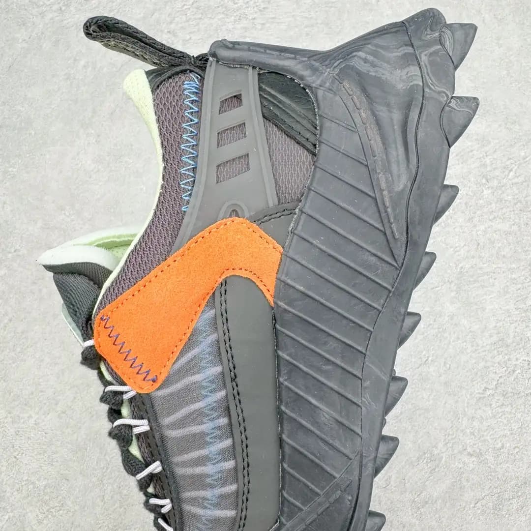 Off-White ODSY Sneakers - Image 3