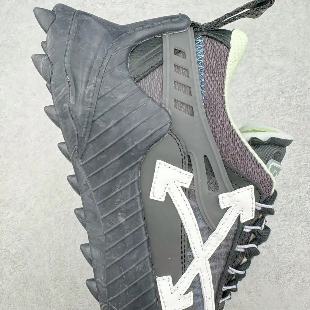 Off-White ODSY Sneakers - Image 8