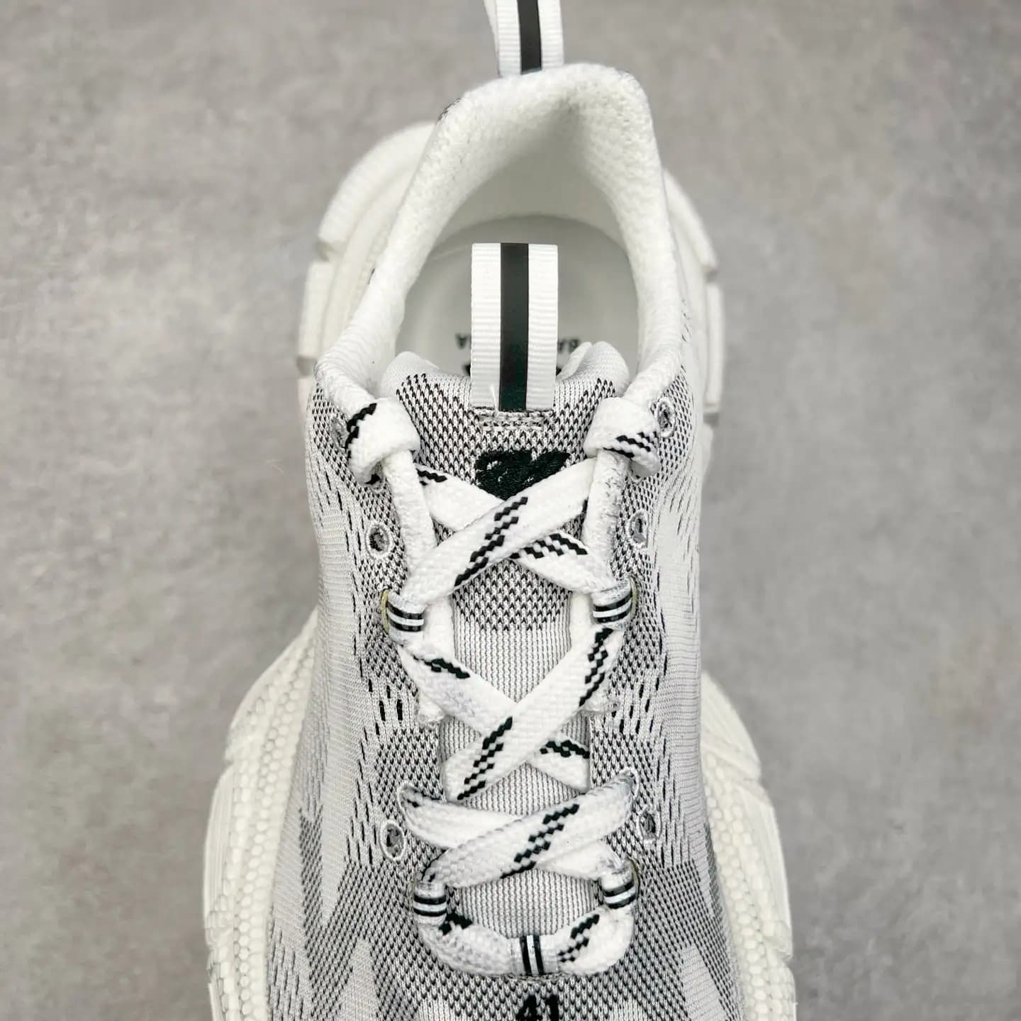 Balenciaga 3XL Sneakers - Image 6