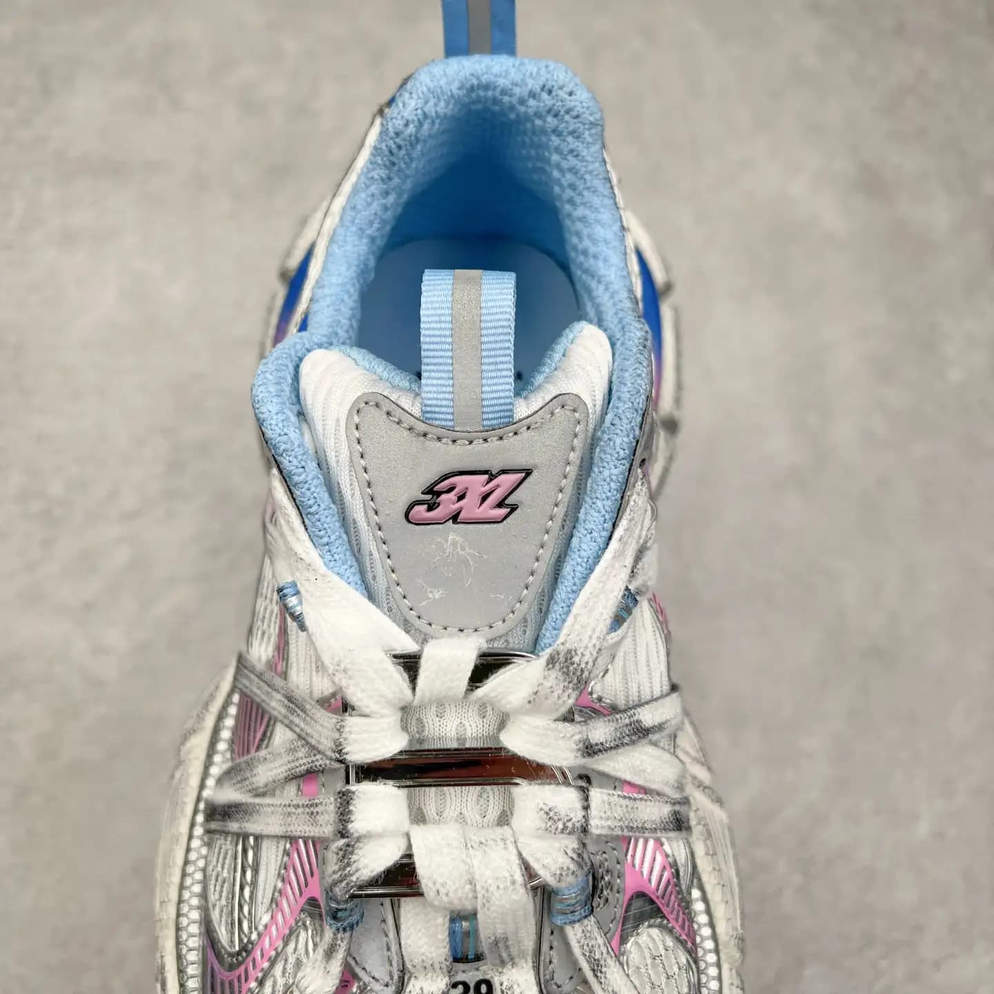 Balenciaga 3XL Sneakers - Image 3