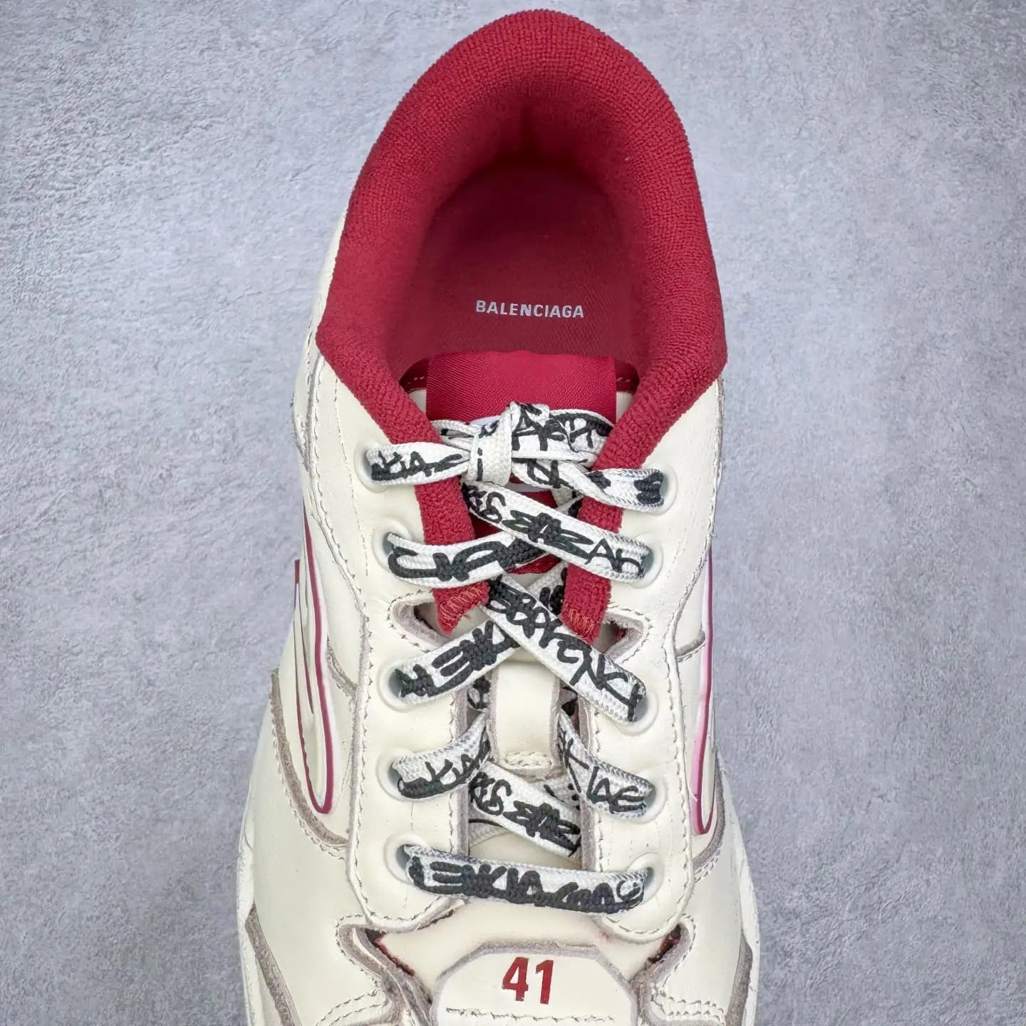Balenciaga Hamptons Worn-Out Sneakers - Image 3