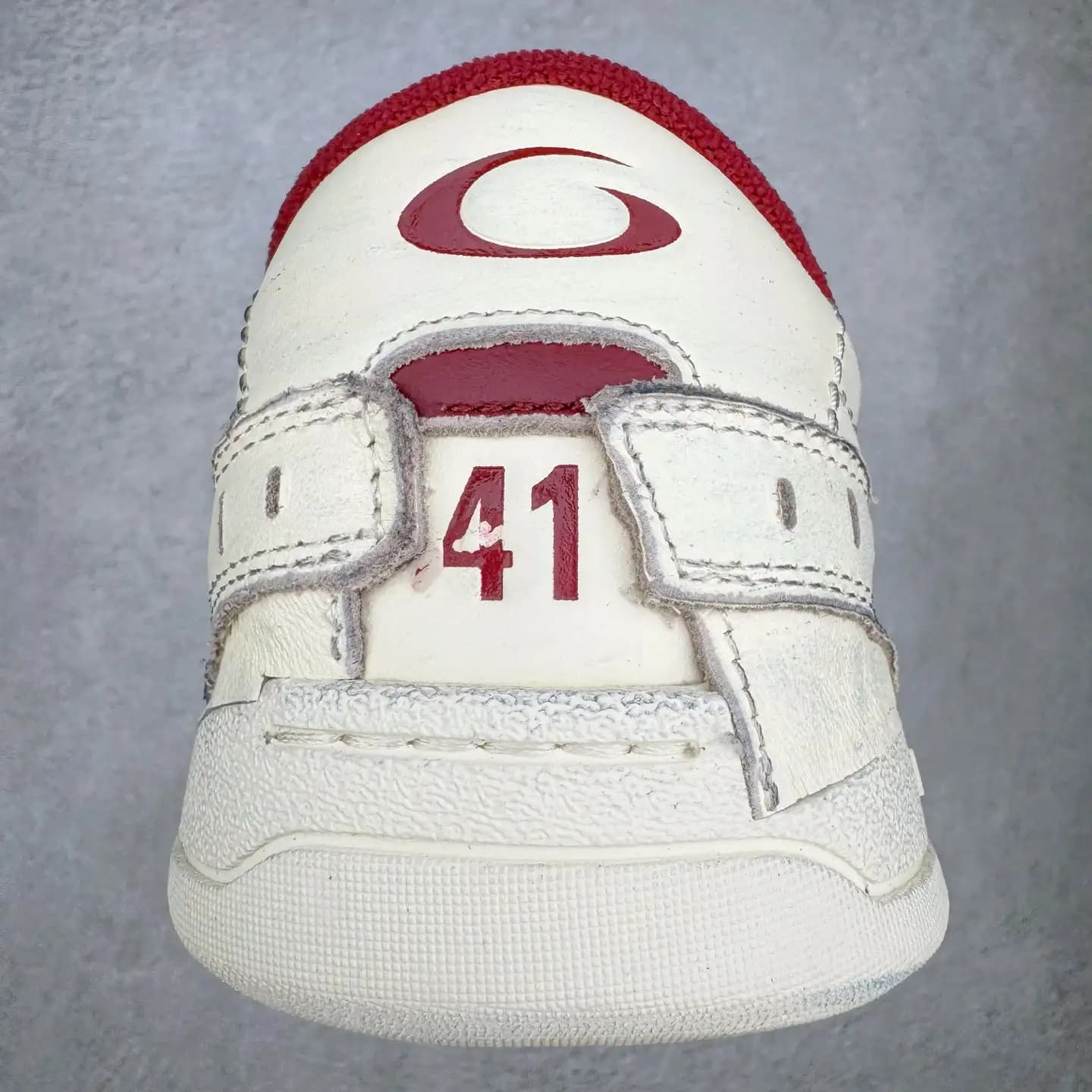 Balenciaga Hamptons Worn-Out Sneakers - Image 10