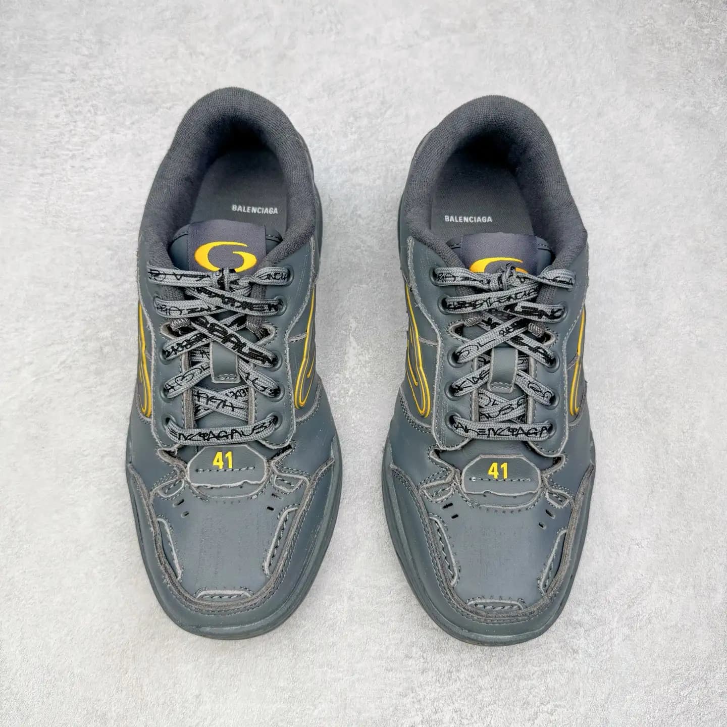 Balenciaga Hamptons Worn-Out Sneakers - Image 8