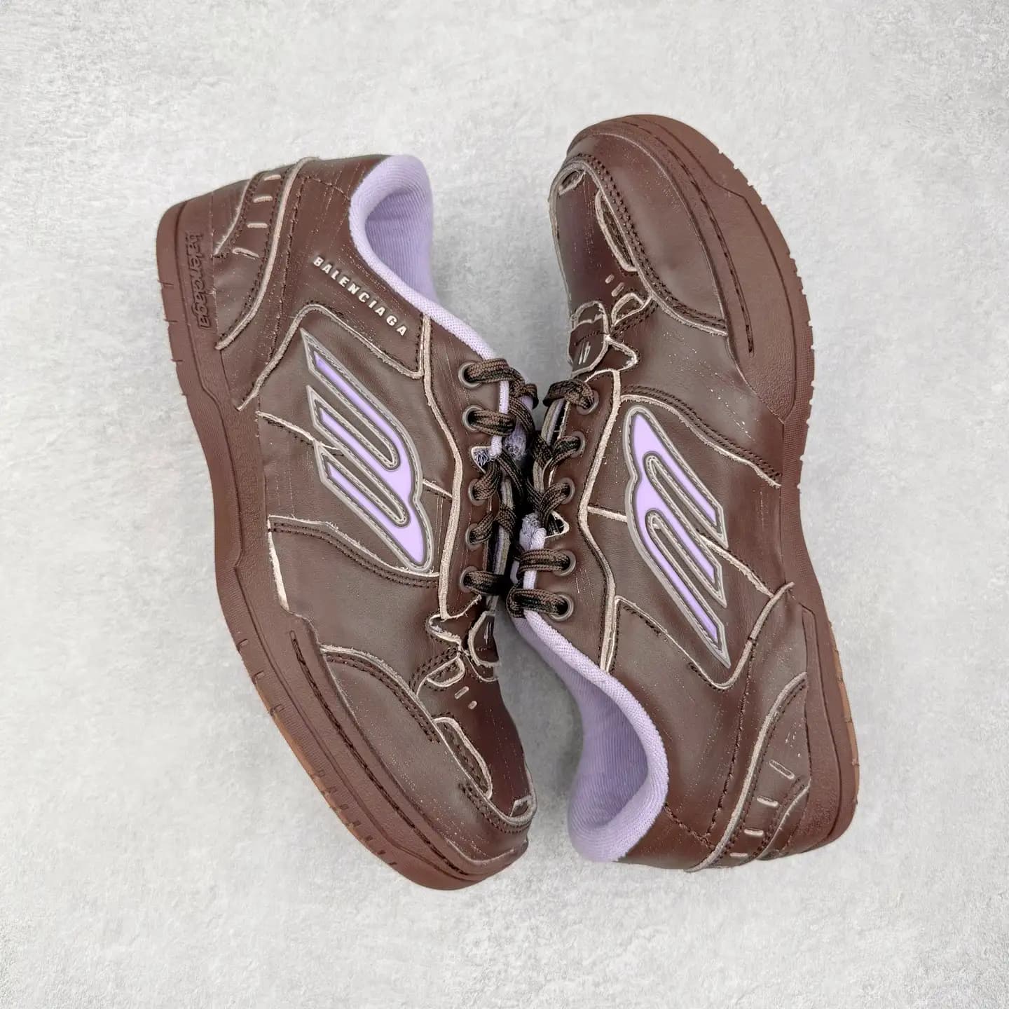 Balenciaga Hamptons Worn-Out Sneakers - Image 7